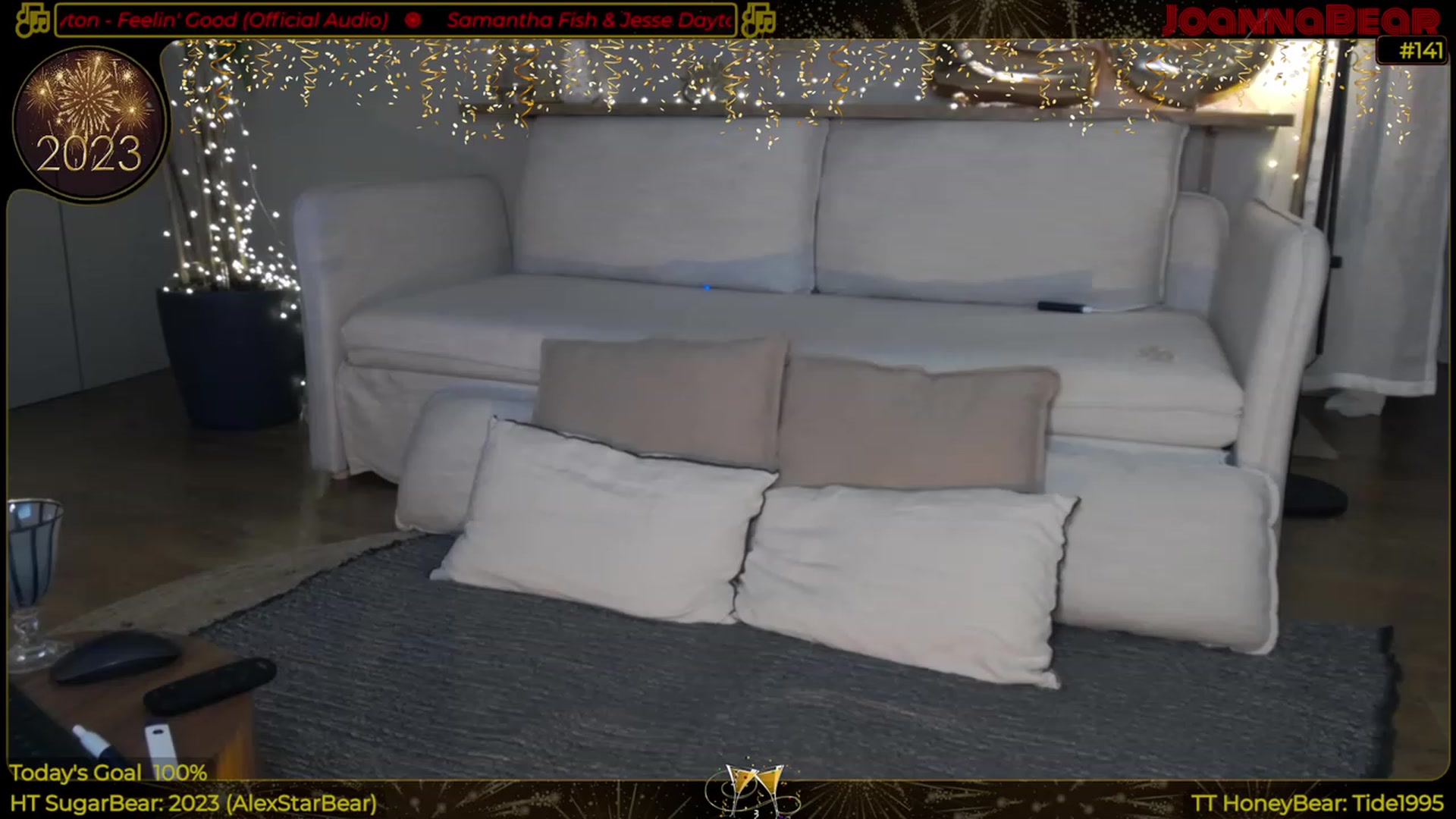 Gallery image thumbnail from JoBearr's myfreecams stream on, 01/01/2023, 03:49 image 6 of 20