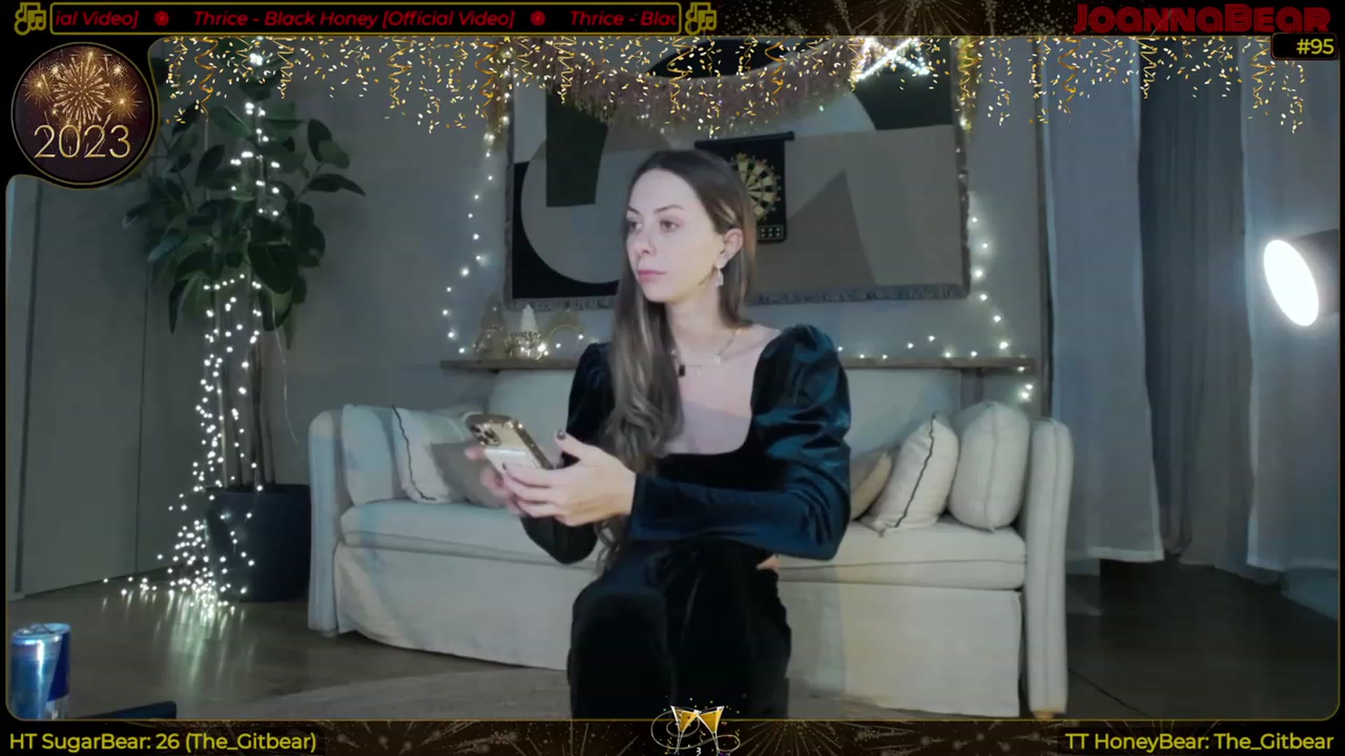 Gallery image thumbnail from JoBearr's myfreecams stream on, 01/05/2023, 03:40 image 4 of 20