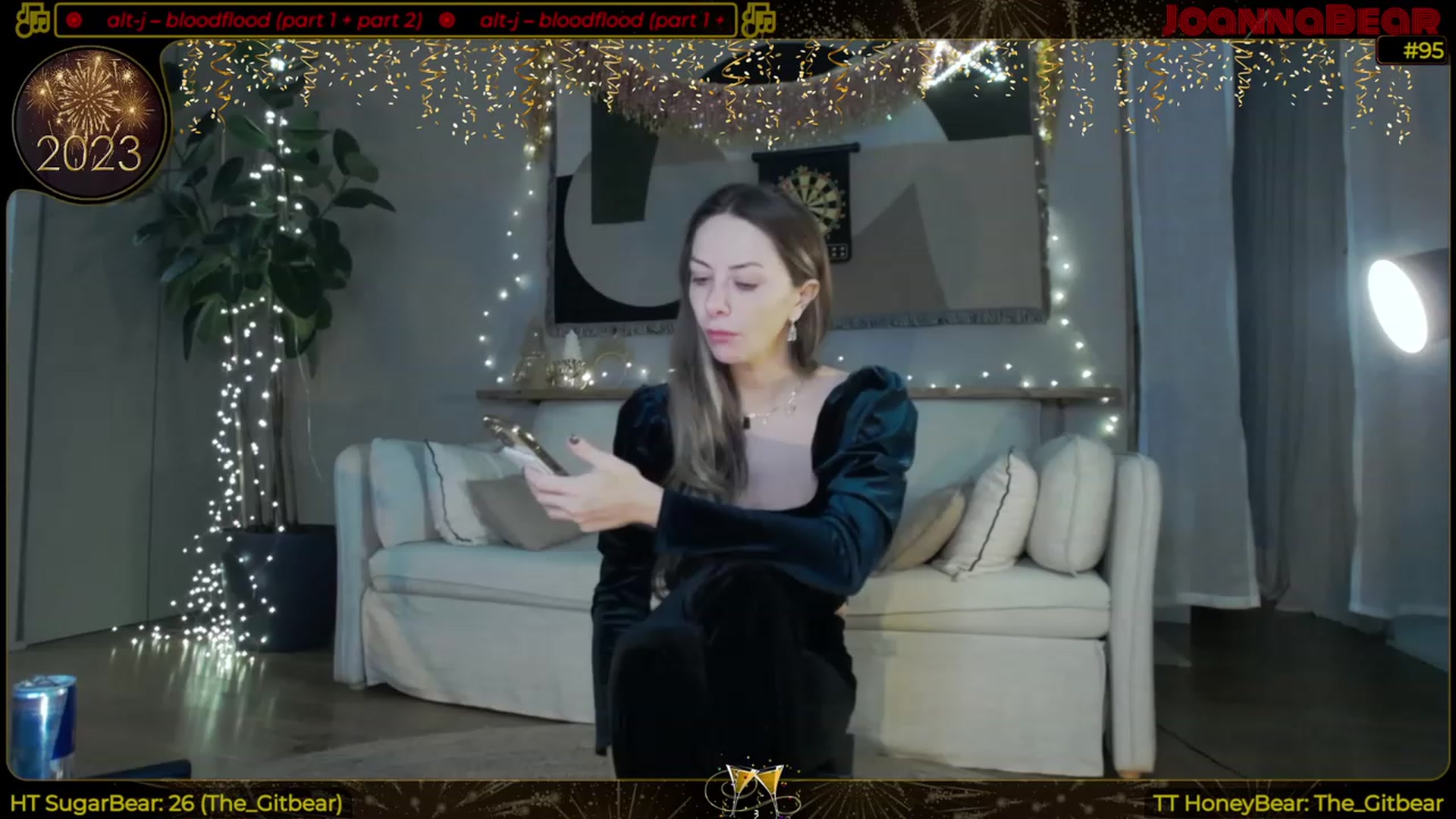 Gallery image thumbnail from JoBearr's myfreecams stream on, 01/05/2023, 03:40 image 1 of 20
