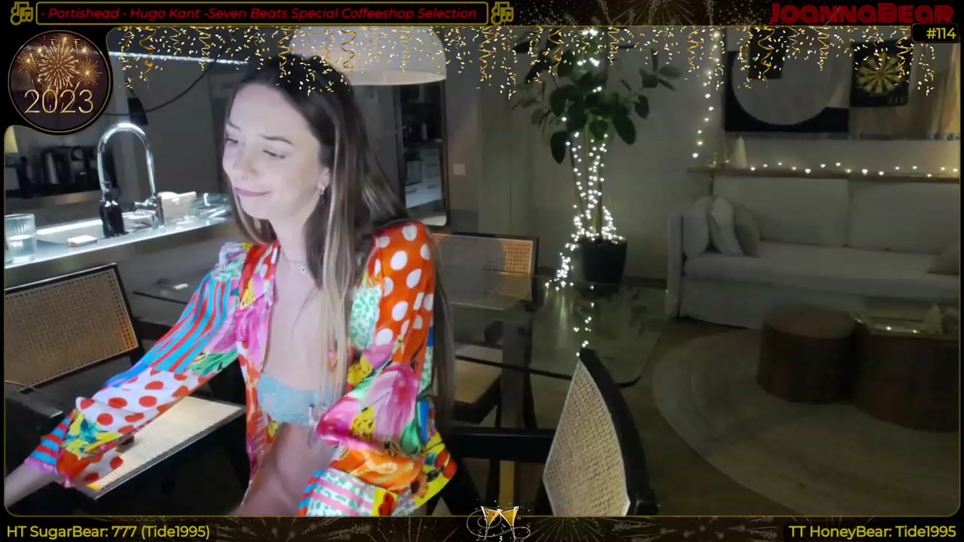 Gallery image thumbnail from JoBearr's myfreecams stream on, 01/09/2023, 24:20 image 20 of 20