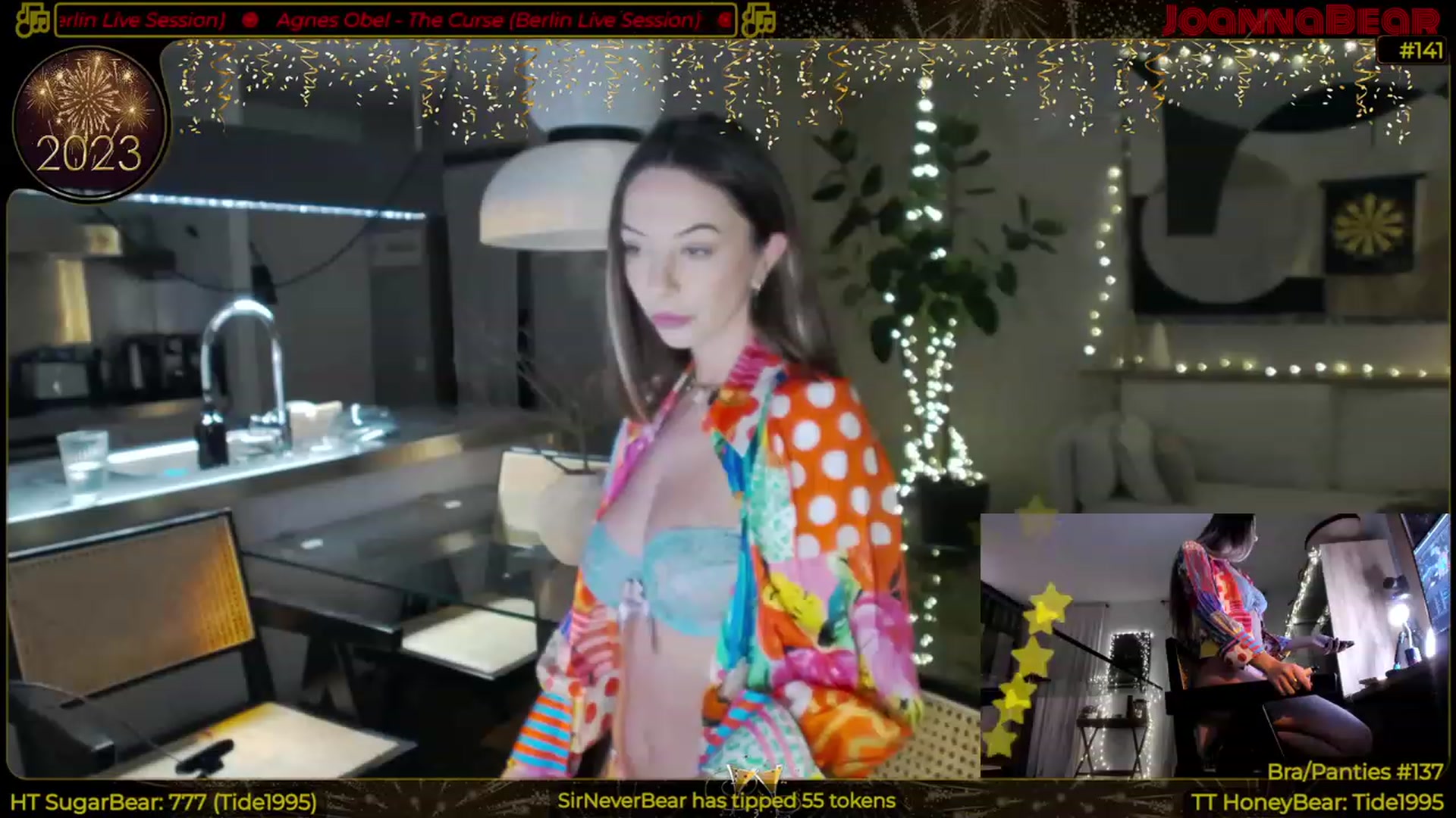 Gallery image thumbnail from JoBearr's myfreecams stream on, 01/09/2023, 24:20 image 12 of 20
