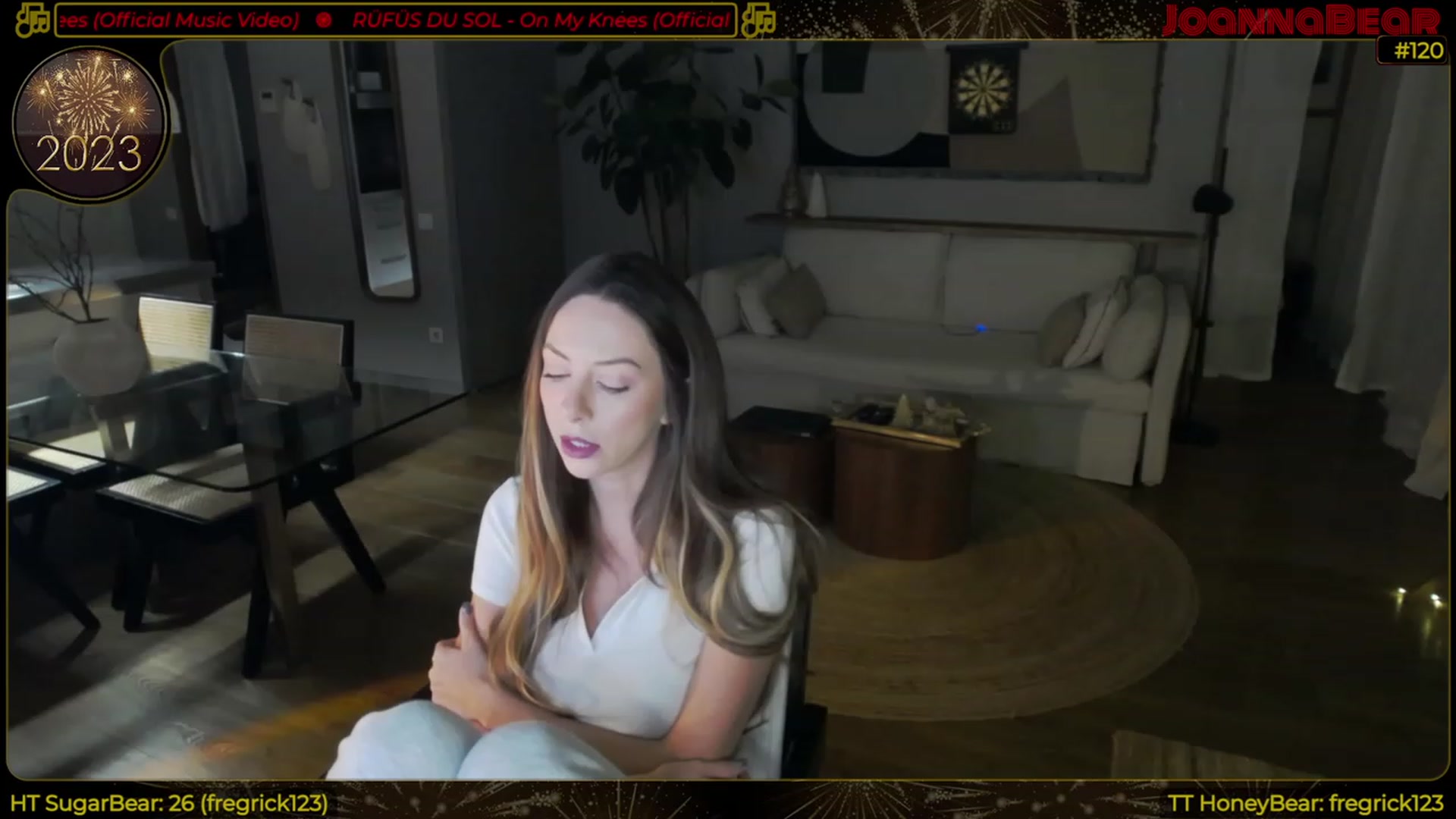 Gallery image thumbnail from JoBearr's myfreecams stream on, 01/19/2023, 02:43 image 1 of 20