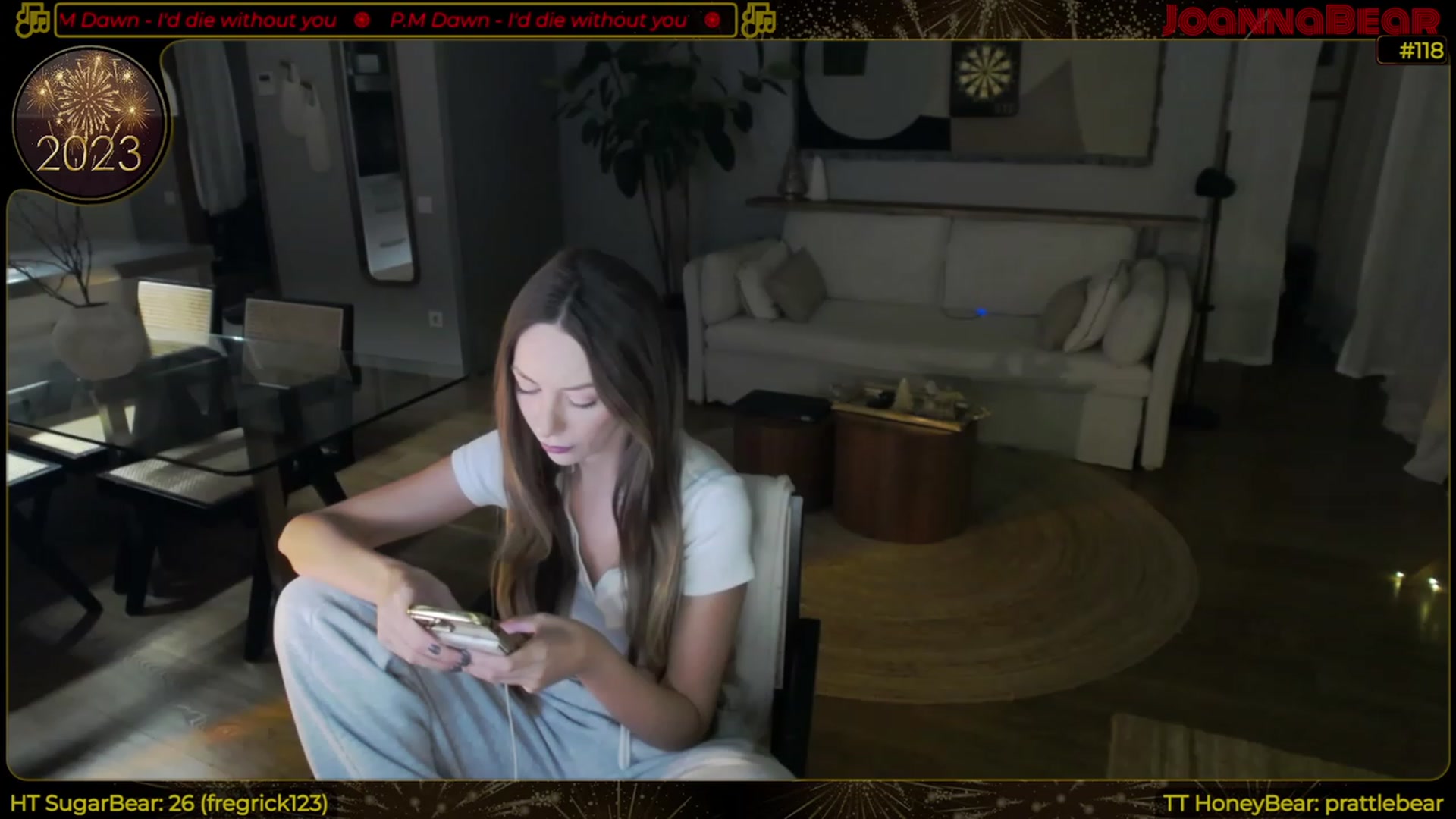 Gallery image thumbnail from JoBearr's myfreecams stream on, 01/19/2023, 02:43 image 5 of 20