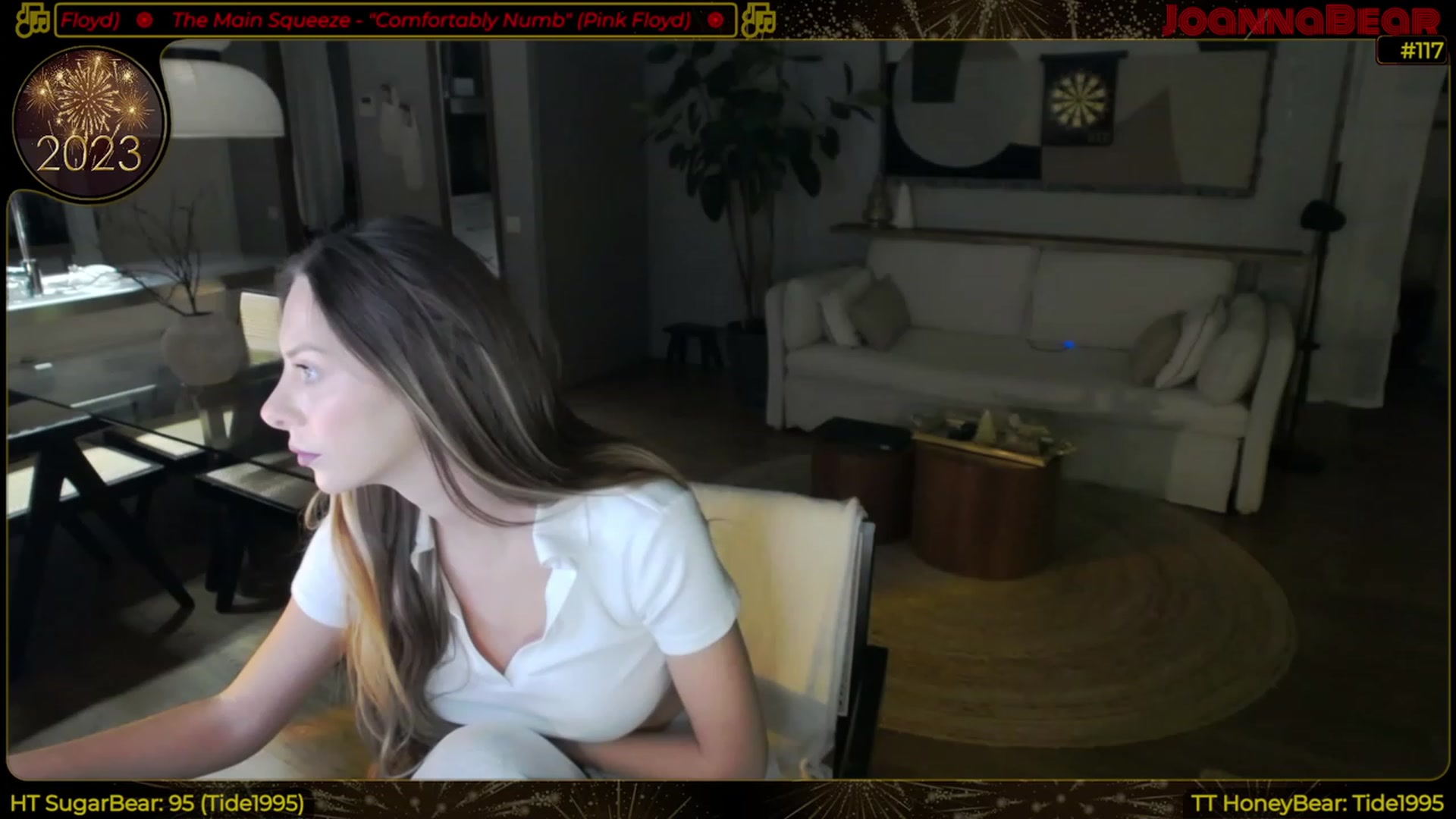 Gallery image thumbnail from JoBearr's myfreecams stream on, 01/19/2023, 02:43 image 17 of 20