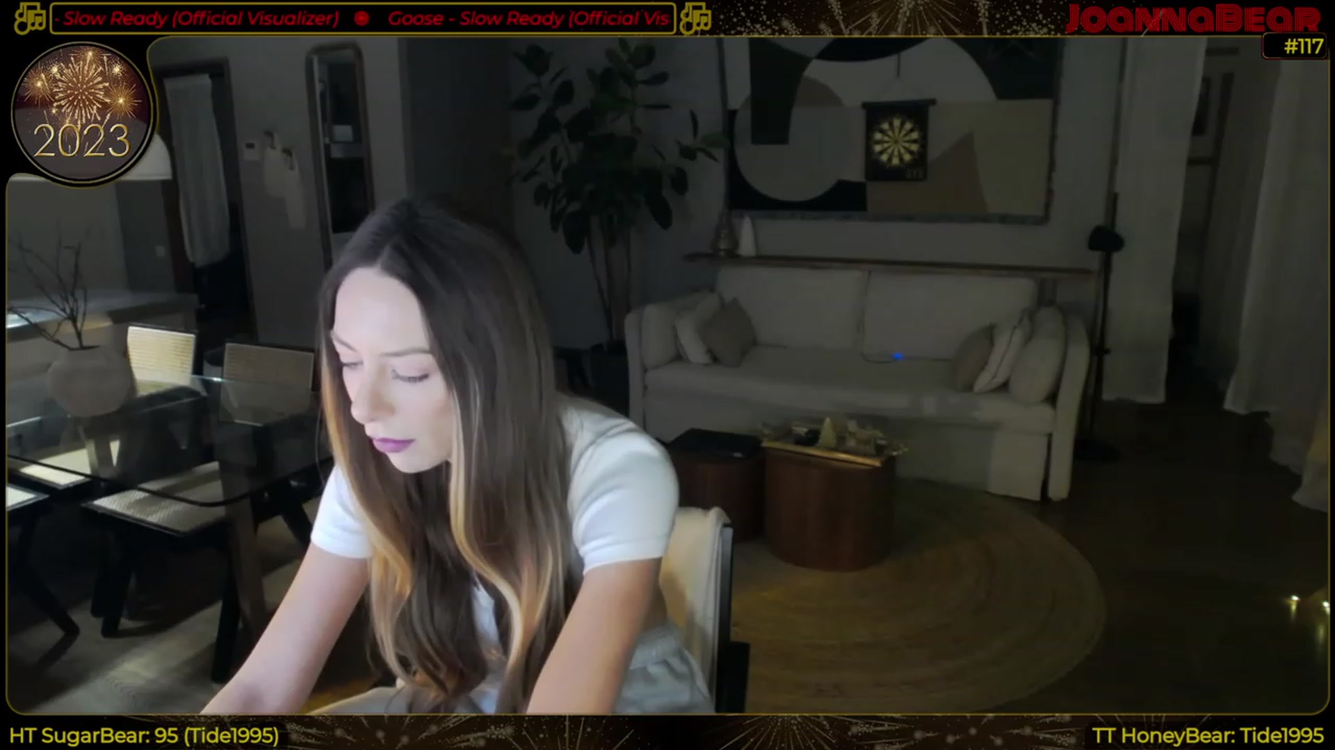 Gallery image thumbnail from JoBearr's myfreecams stream on, 01/19/2023, 02:43 image 8 of 20