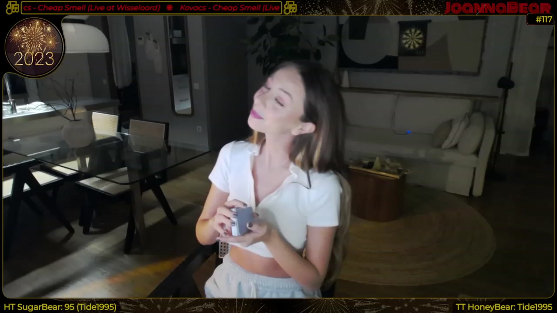 Gallery image thumbnail from JoBearr's myfreecams stream on, 01/19/2023, 02:43 image 11 of 20
