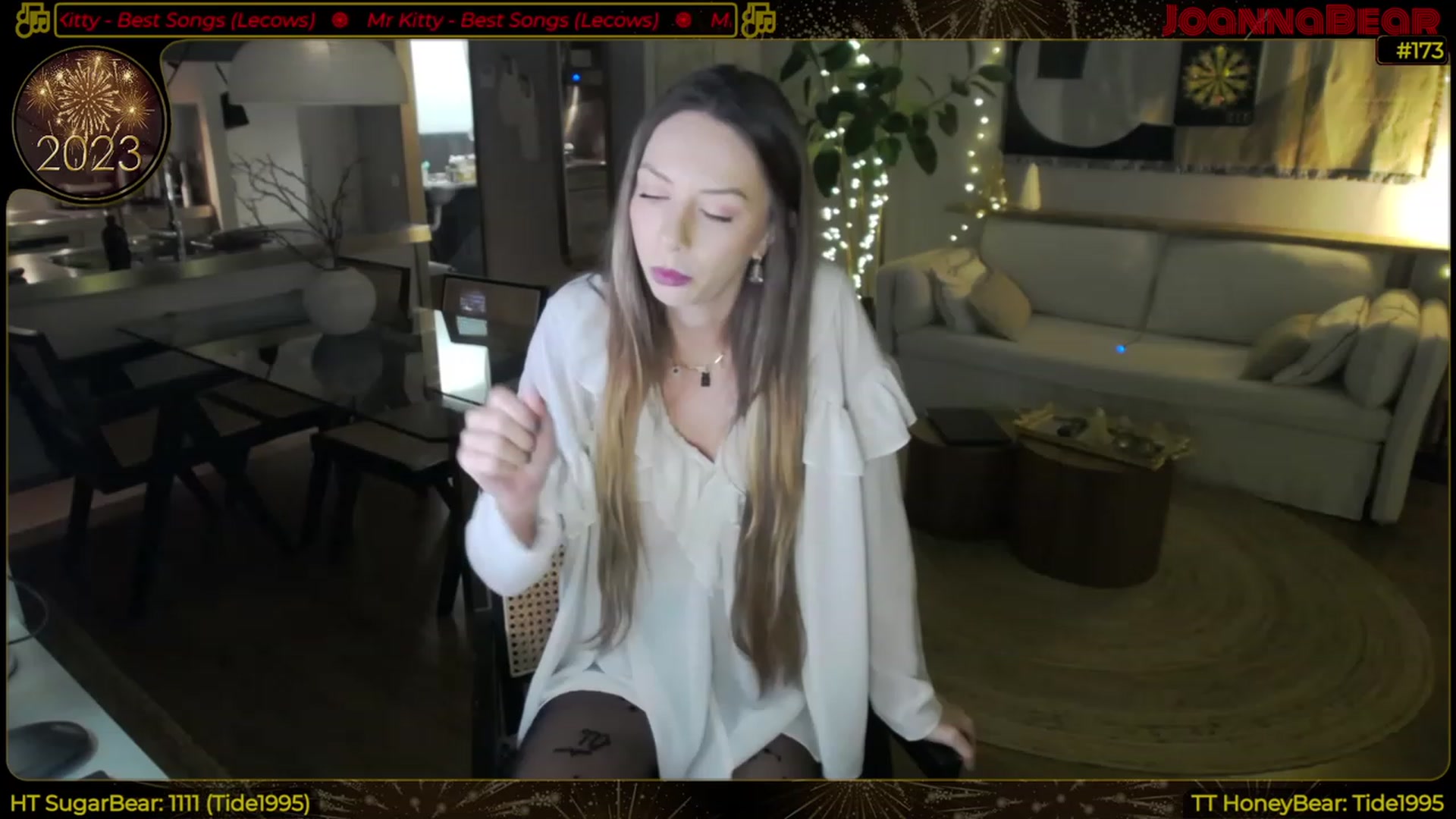 Gallery image thumbnail from JoBearr's myfreecams stream on, 01/23/2023, 02:15 image 13 of 20