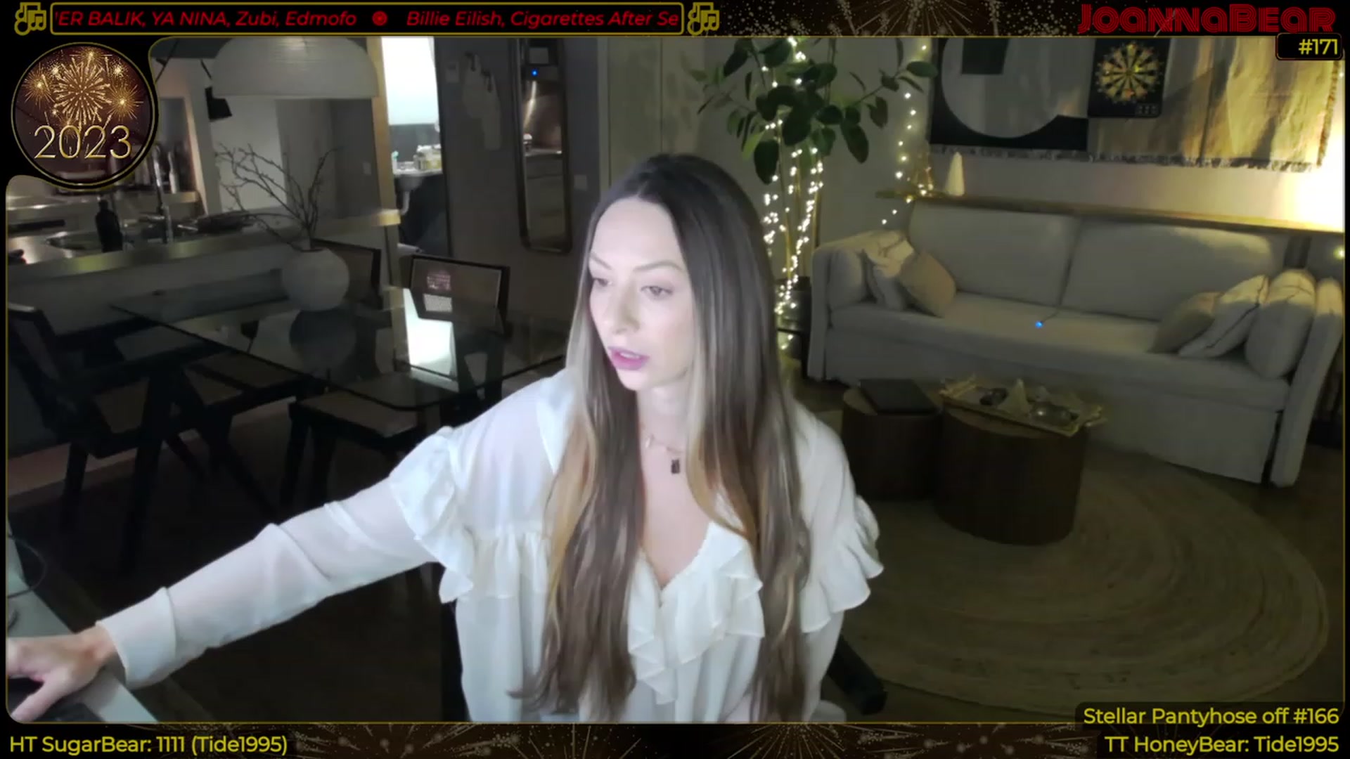 Gallery image thumbnail from JoBearr's myfreecams stream on, 01/23/2023, 02:15 image 18 of 20