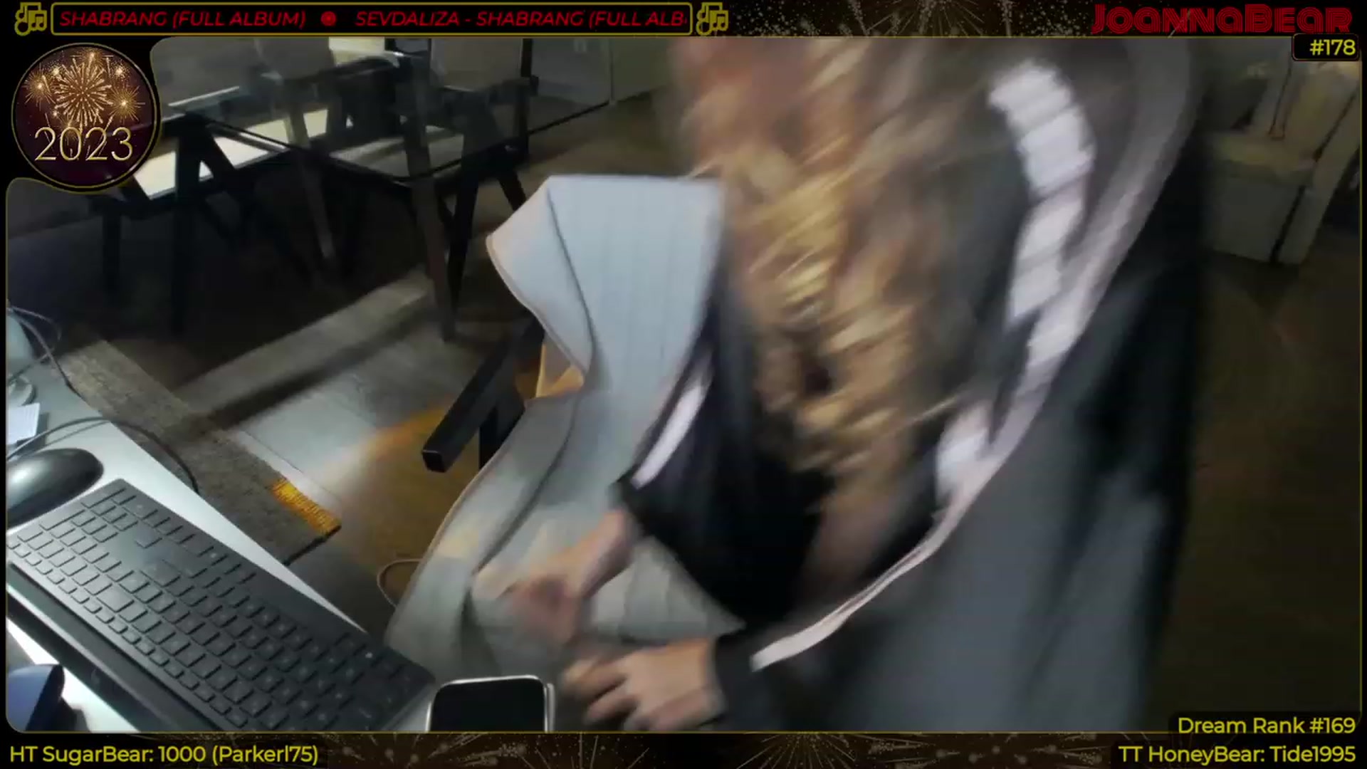 Gallery image thumbnail from JoBearr's myfreecams stream on, 01/28/2023, 04:11 image 4 of 20