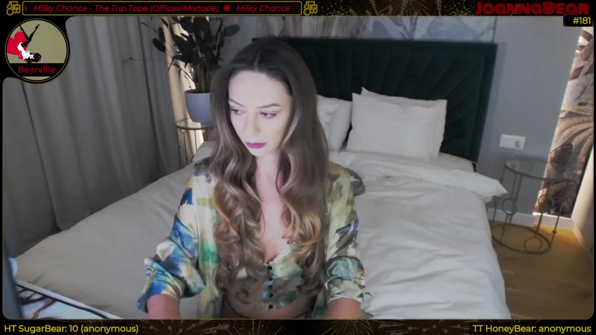 Gallery image thumbnail from JoBearr's myfreecams stream on, 03/05/2023, 24:09 image 1 of 20