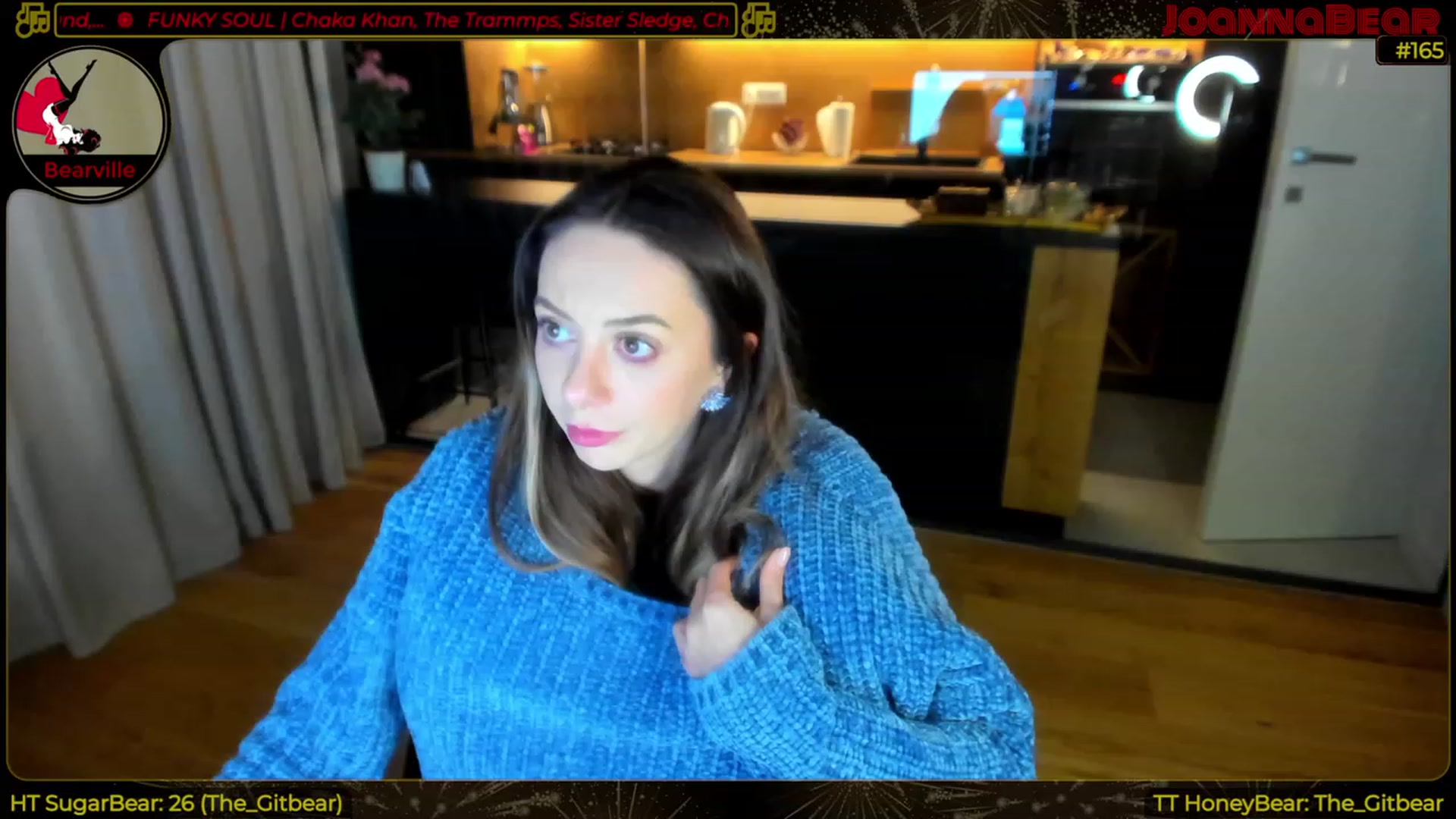 Gallery image thumbnail from JoBearr's myfreecams stream on, 03/15/2023, 24:39 image 2 of 20