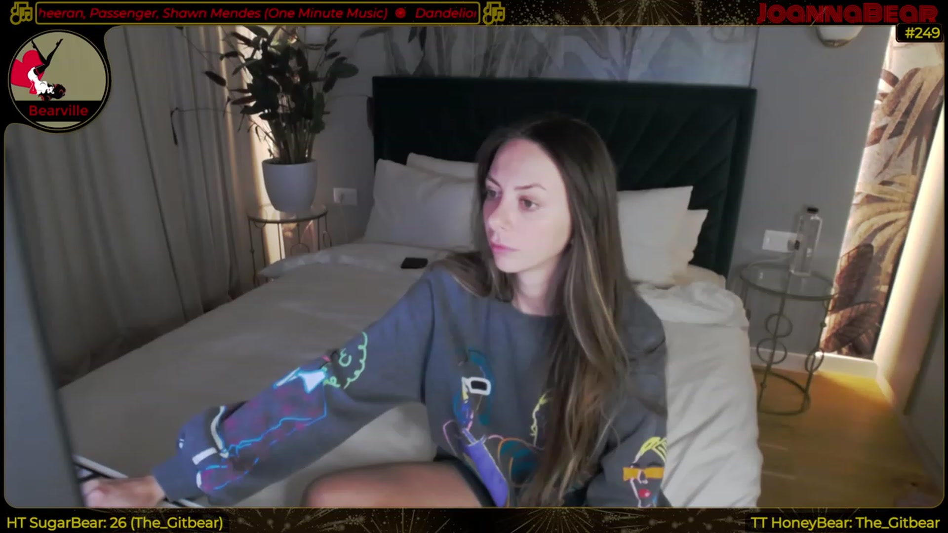 Gallery image thumbnail from JoBearr's myfreecams stream on, 03/23/2023, 24:02 image 12 of 20