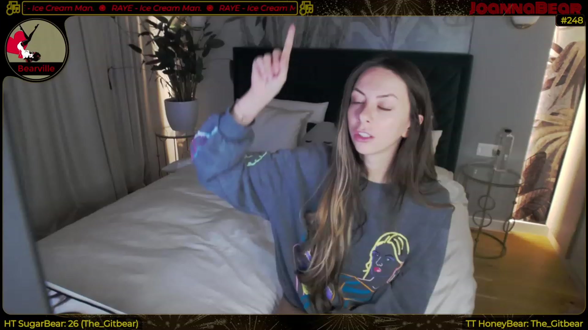 Gallery image thumbnail from JoBearr's myfreecams stream on, 03/23/2023, 24:02 image 6 of 20