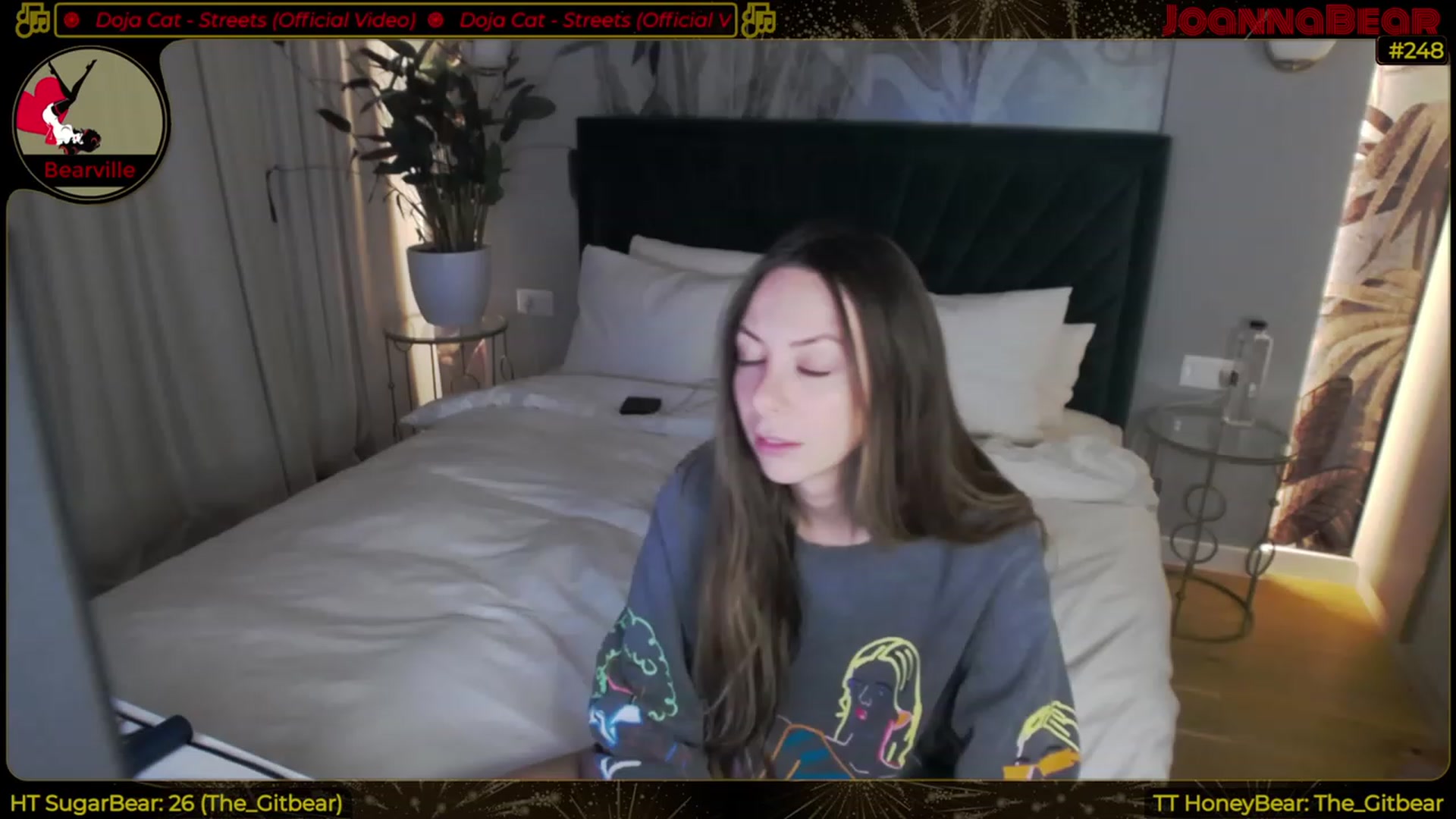 Gallery image thumbnail from JoBearr's myfreecams stream on, 03/23/2023, 24:02 image 3 of 20