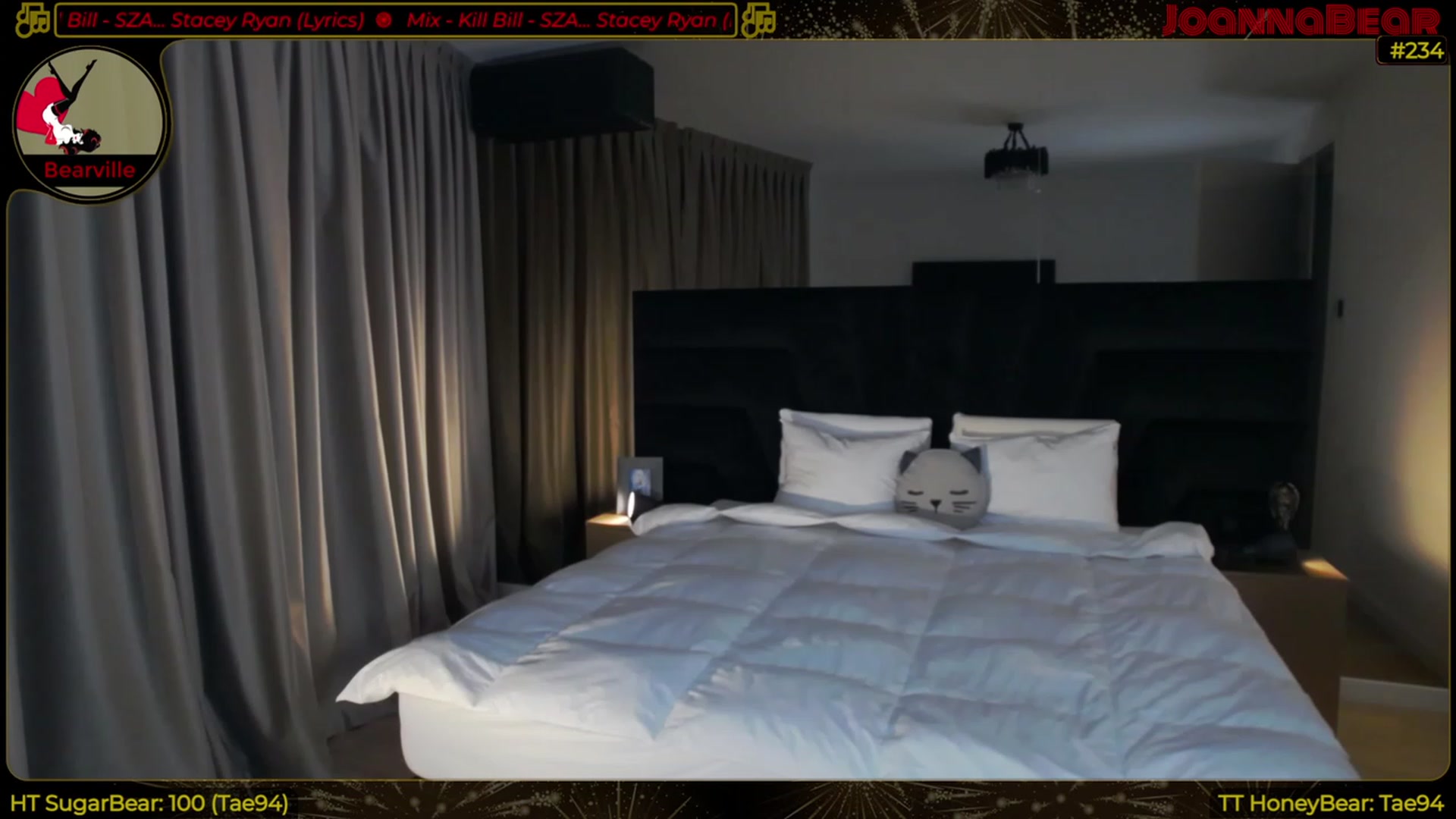 Gallery image thumbnail from JoBearr's myfreecams stream on, 04/16/2023, 24:07 image 1 of 20