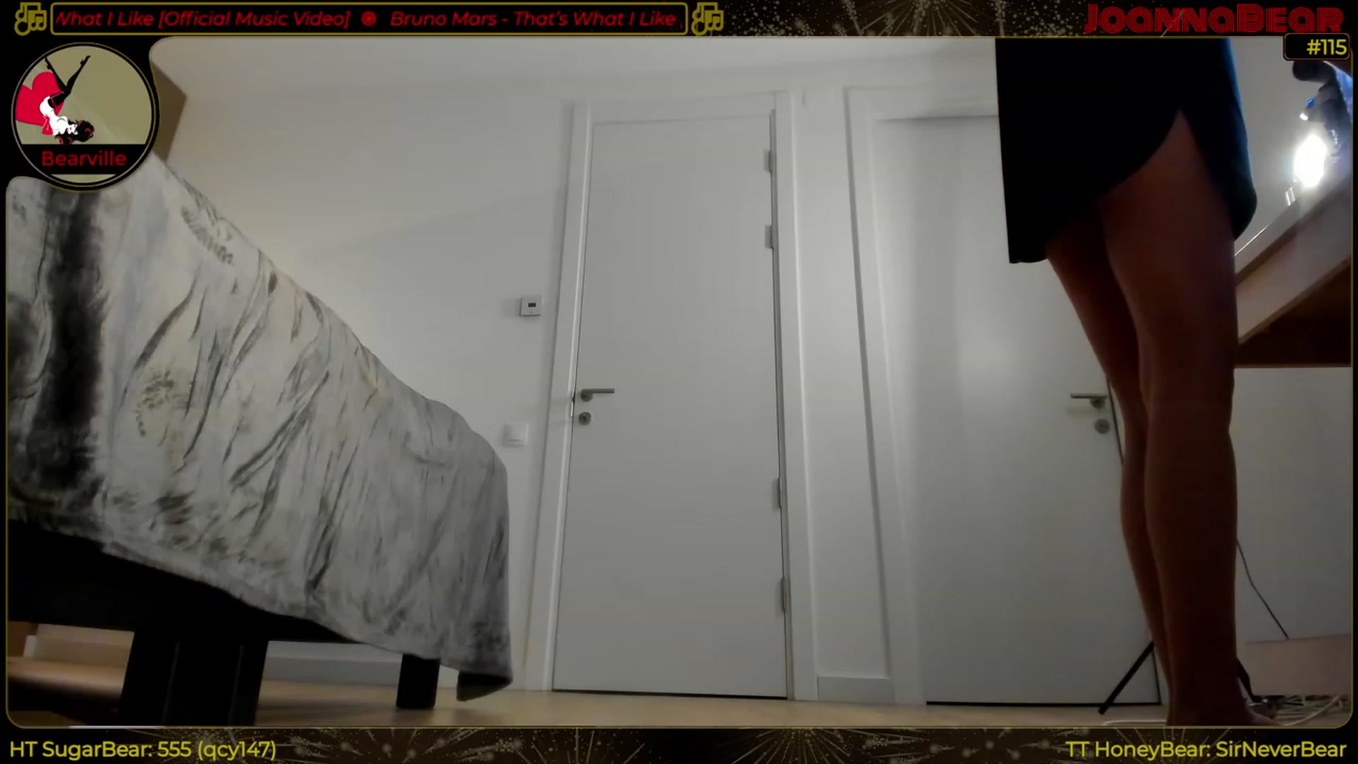 Gallery image thumbnail from JoBearr's myfreecams stream on, 04/24/2023, 01:16 image 18 of 20