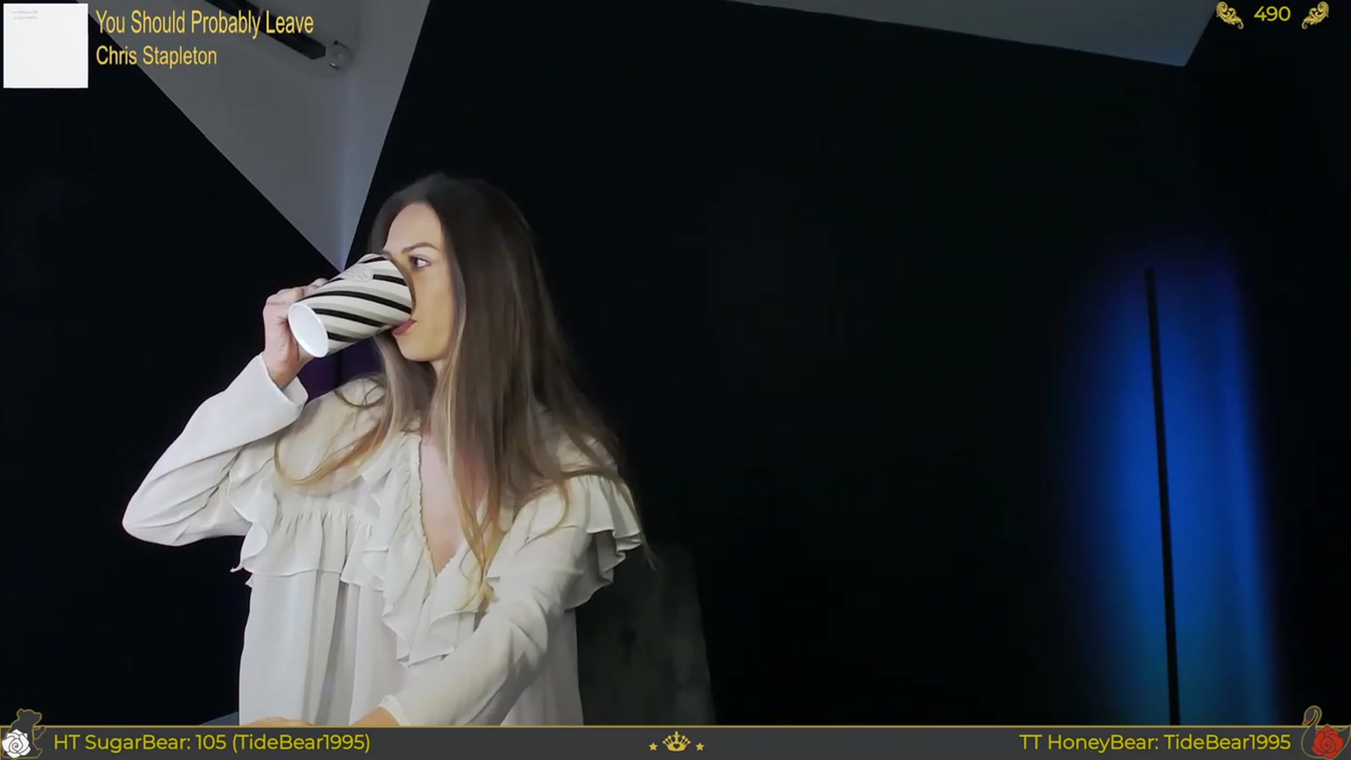 Gallery image thumbnail from JoBearr's myfreecams stream on, 05/29/2023, 24:04 image 14 of 20