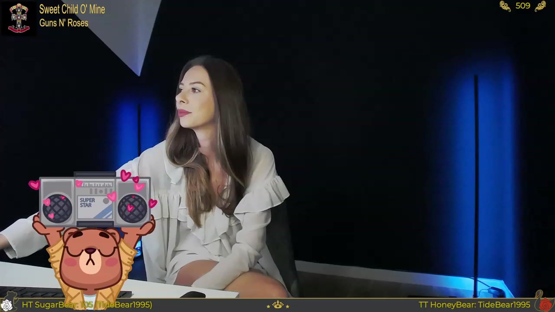 Gallery image thumbnail from JoBearr's myfreecams stream on, 05/29/2023, 24:04 image 2 of 20
