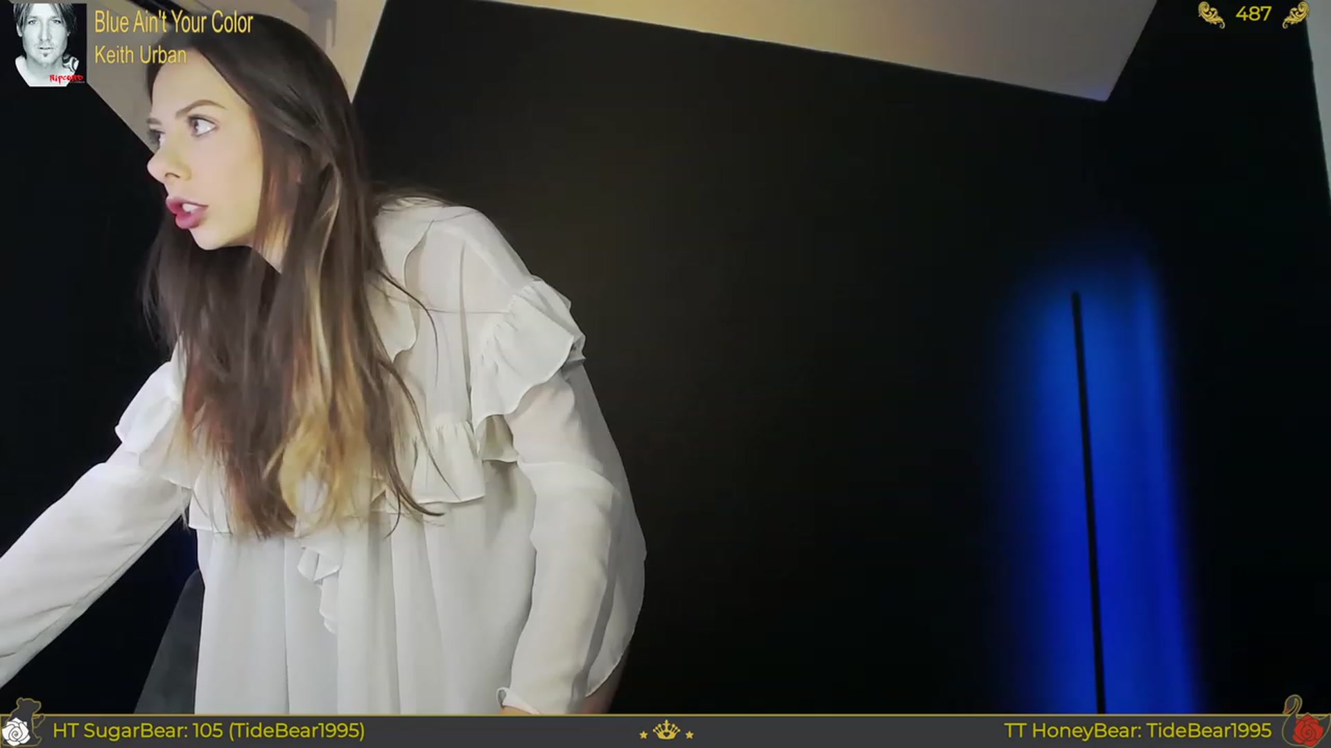 Gallery image thumbnail from JoBearr's myfreecams stream on, 05/29/2023, 24:04 image 16 of 20
