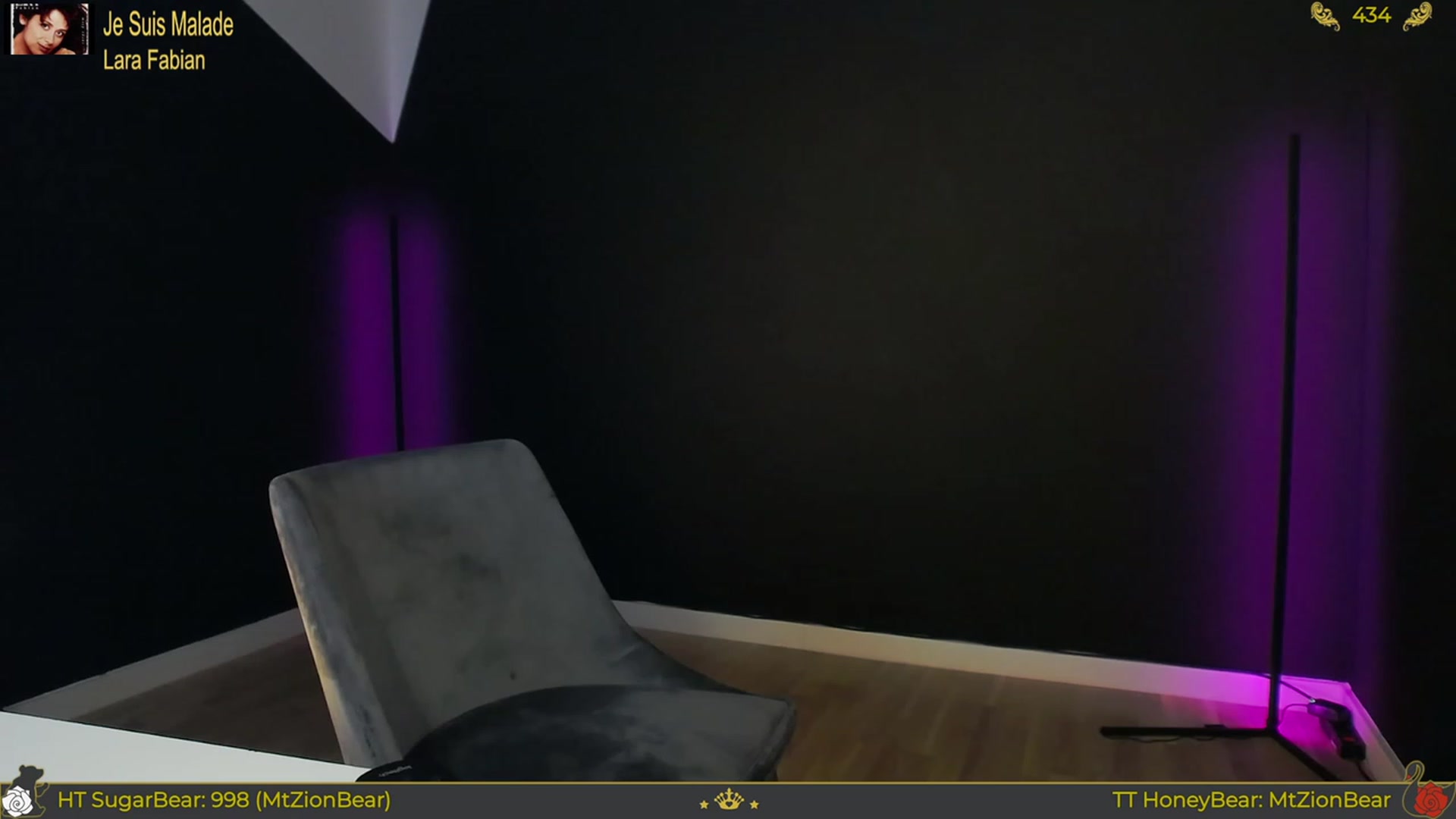 Gallery image thumbnail from JoBearr's myfreecams stream on, 06/01/2023, 01:56 image 19 of 20