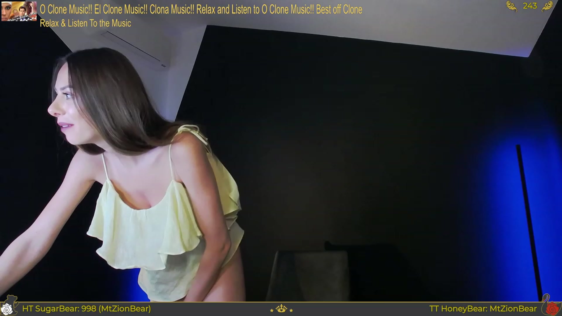 Gallery image thumbnail from JoBearr's myfreecams stream on, 06/11/2023, 21:07 image 13 of 20