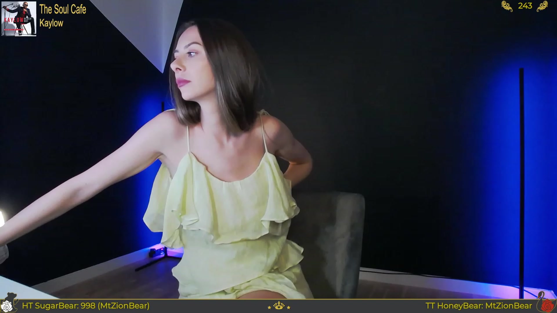 Gallery image thumbnail from JoBearr's myfreecams stream on, 06/11/2023, 21:07 image 12 of 20