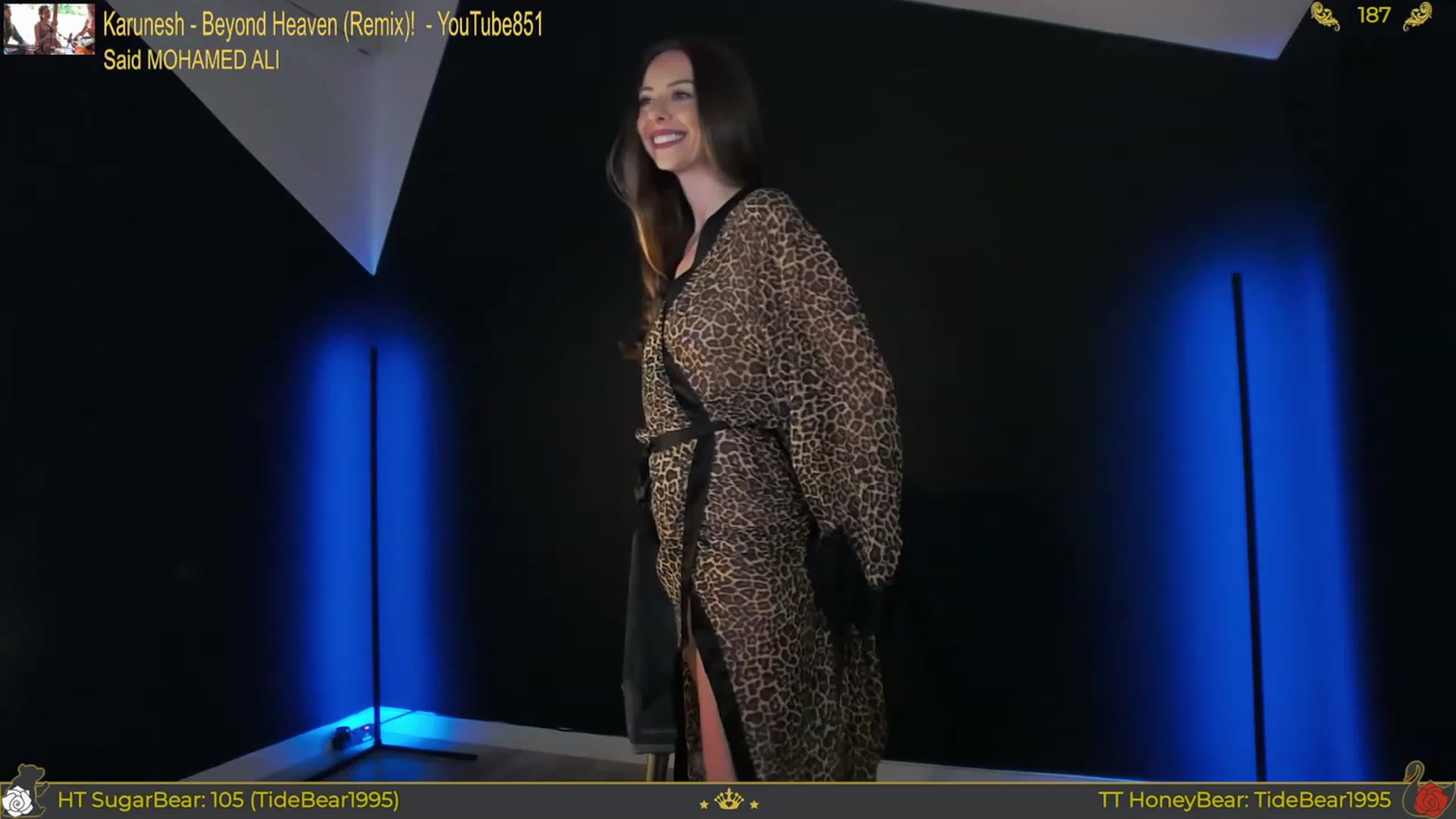 Gallery image thumbnail from JoBearr's myfreecams stream on, 06/17/2023, 24:21 image 6 of 20