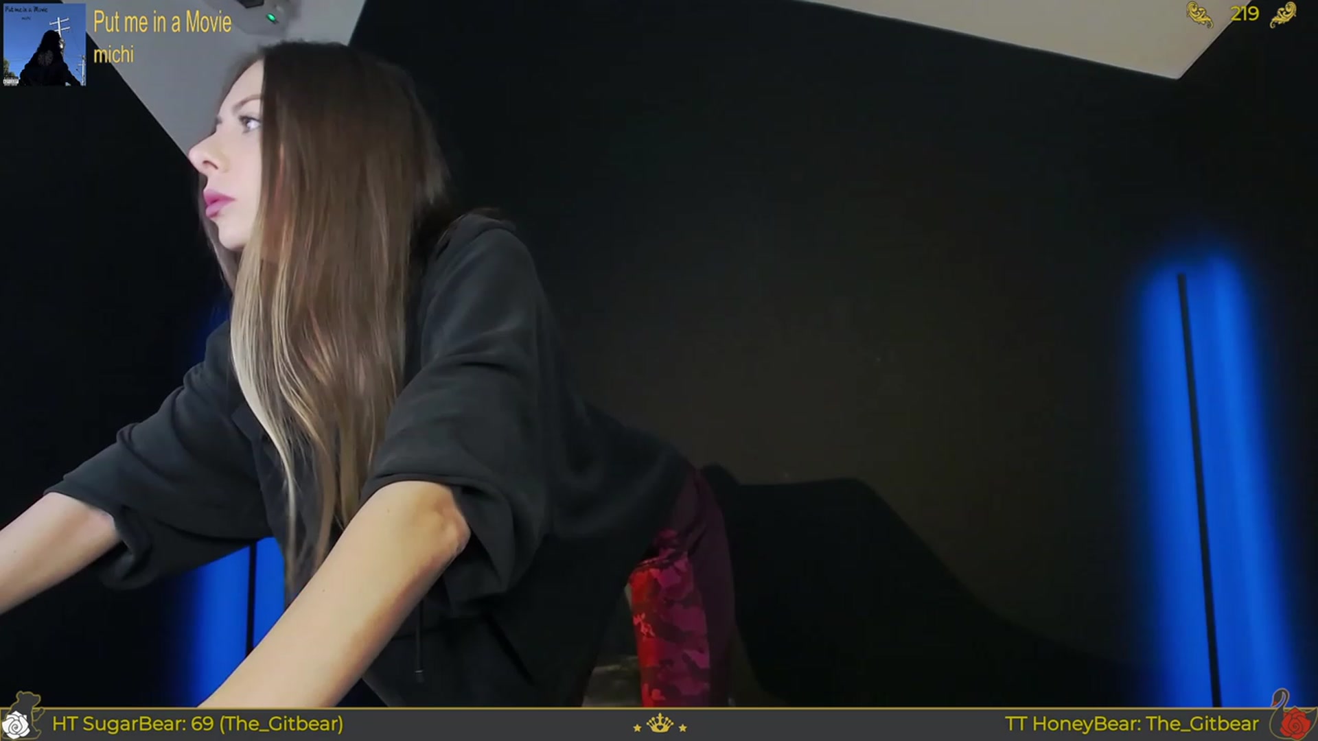 Gallery image thumbnail from JoBearr's myfreecams stream on, 07/04/2023, 23:39 image 3 of 20