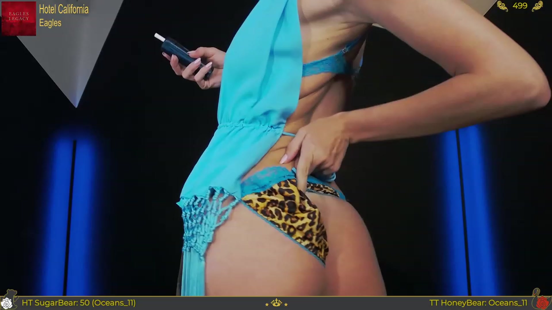 Gallery image thumbnail from JoBearr's myfreecams stream on, 07/11/2023, 21:32 image 4 of 20