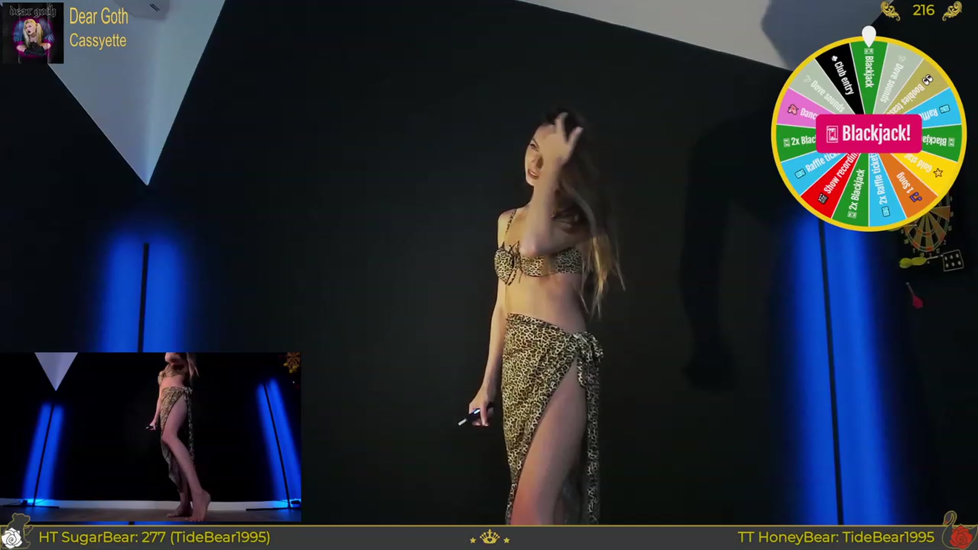 Gallery image thumbnail from JoBearr's myfreecams stream on, 07/16/2023, 24:05 image 4 of 20