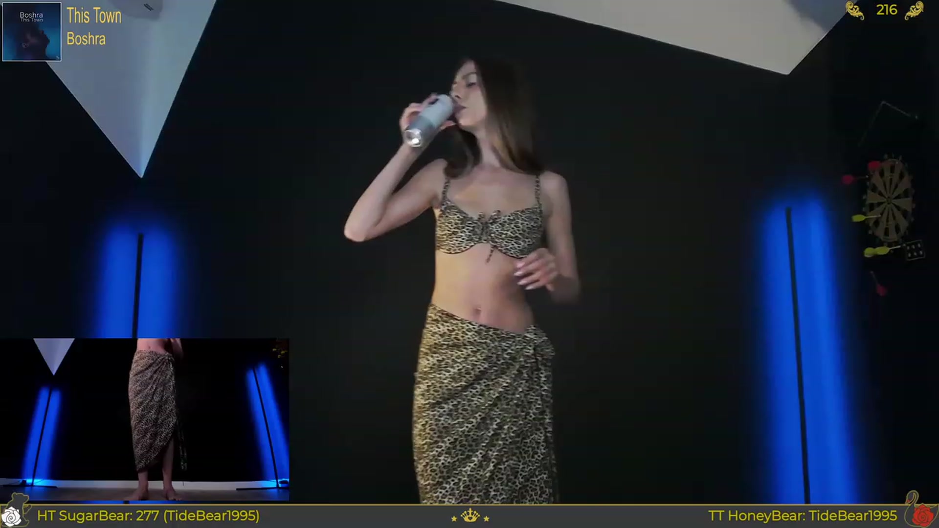Gallery image thumbnail from JoBearr's myfreecams stream on, 07/16/2023, 24:05 image 3 of 20