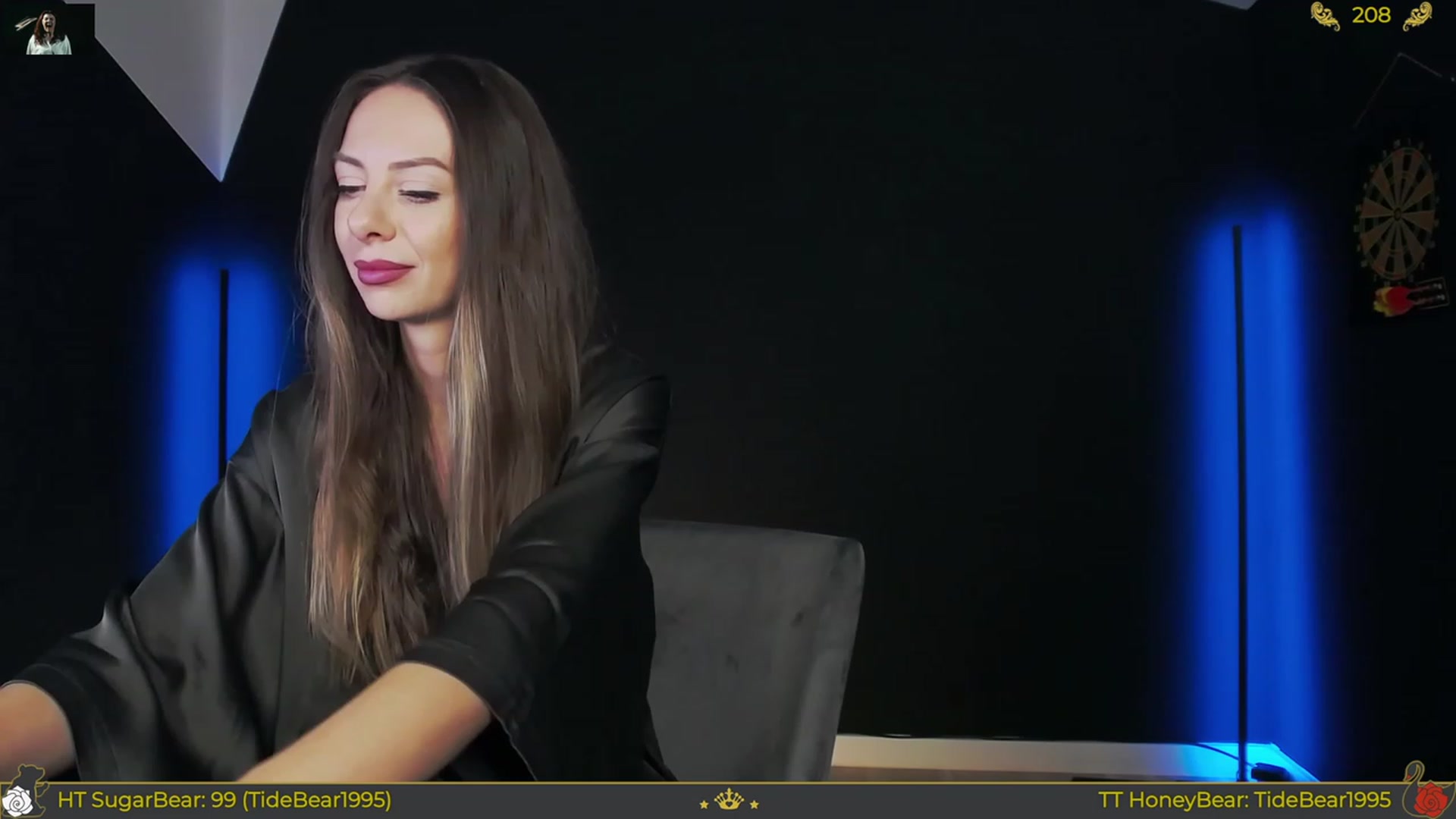 Gallery image thumbnail from JoBearr's myfreecams stream on, 07/16/2023, 21:36 image 14 of 20