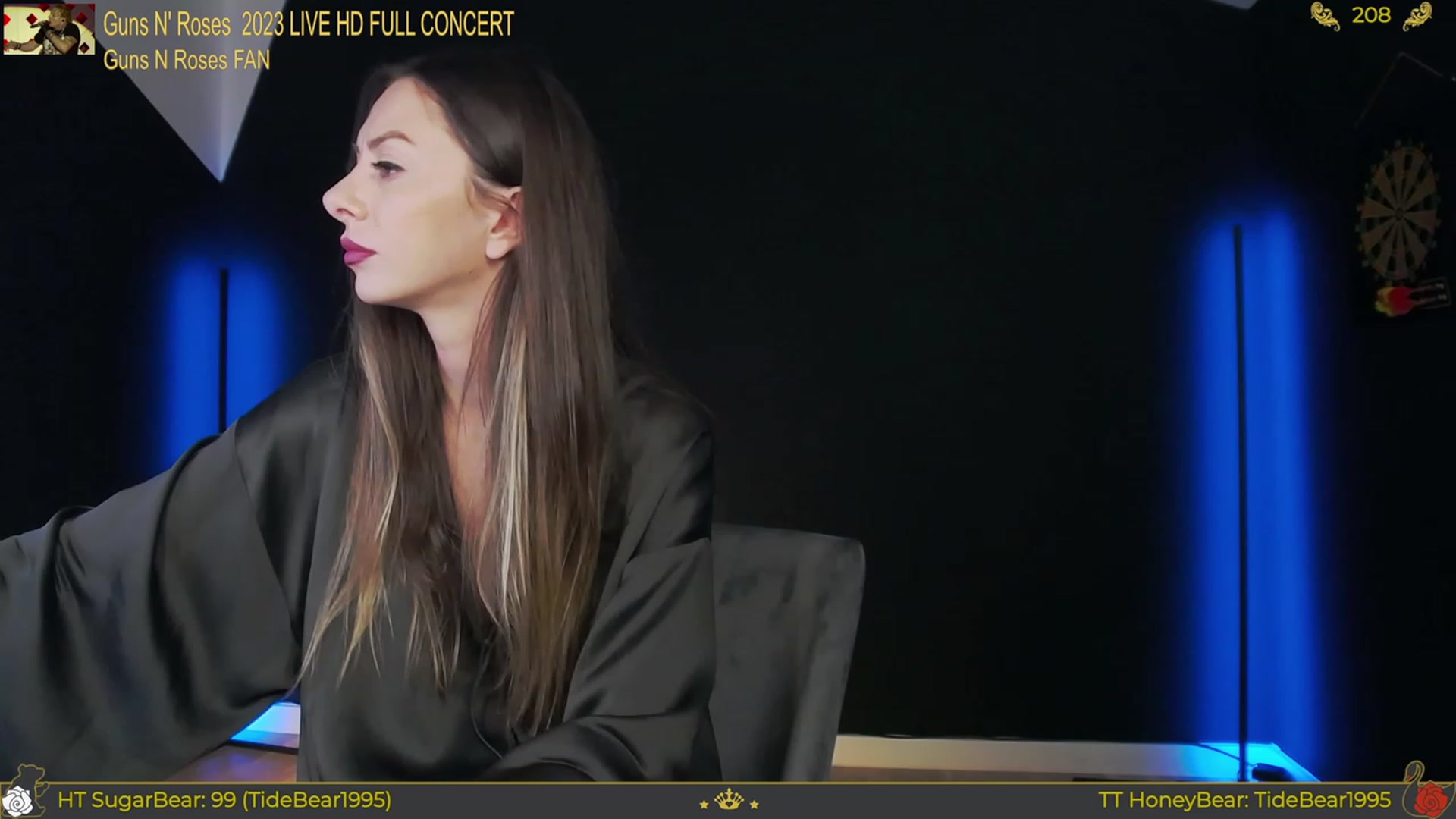 Gallery image thumbnail from JoBearr's myfreecams stream on, 07/16/2023, 21:36 image 18 of 20
