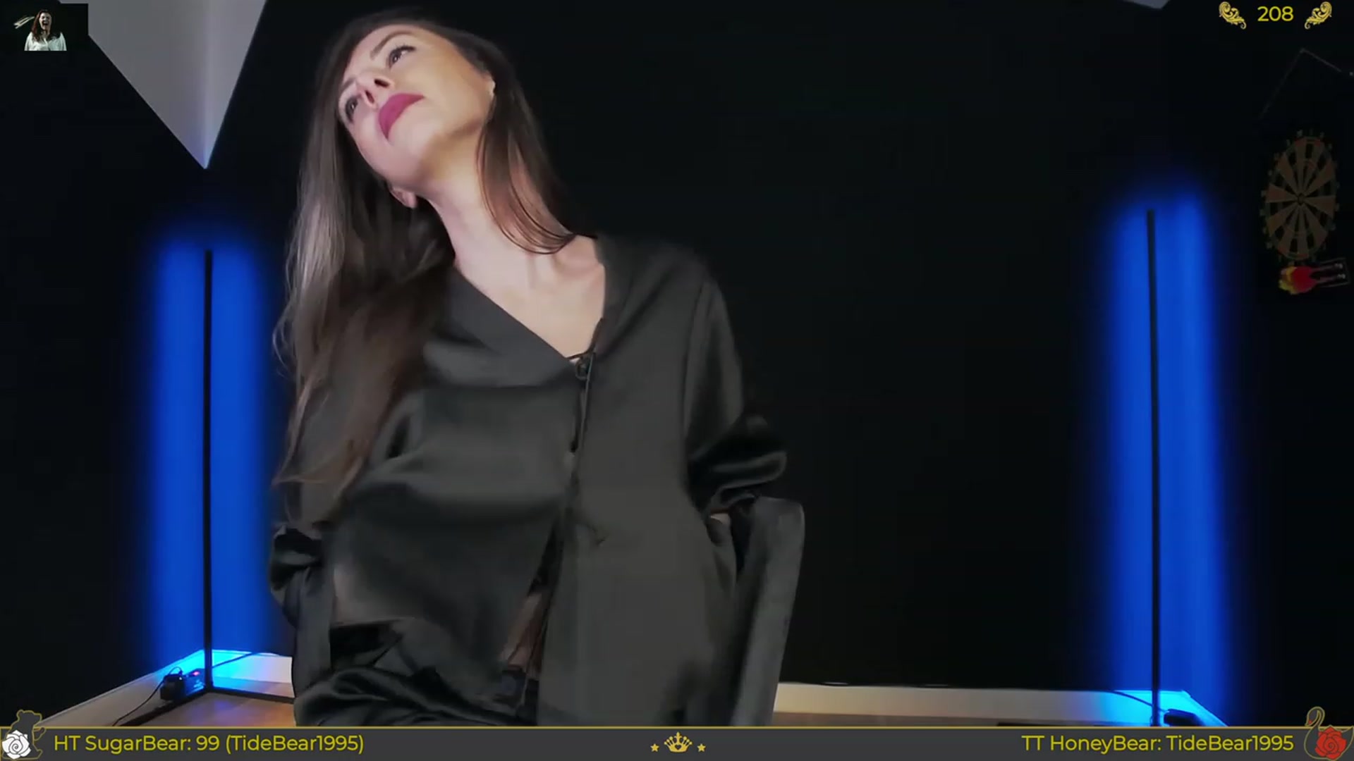 Gallery image thumbnail from JoBearr's myfreecams stream on, 07/16/2023, 21:36 image 15 of 20