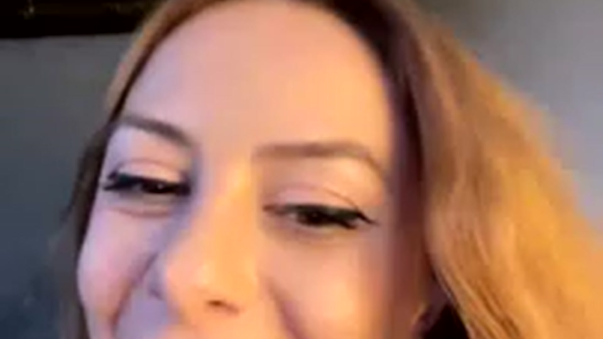 Gallery image thumbnail from JoBearr's myfreecams stream on, 07/23/2023, 18:13 image 20 of 20