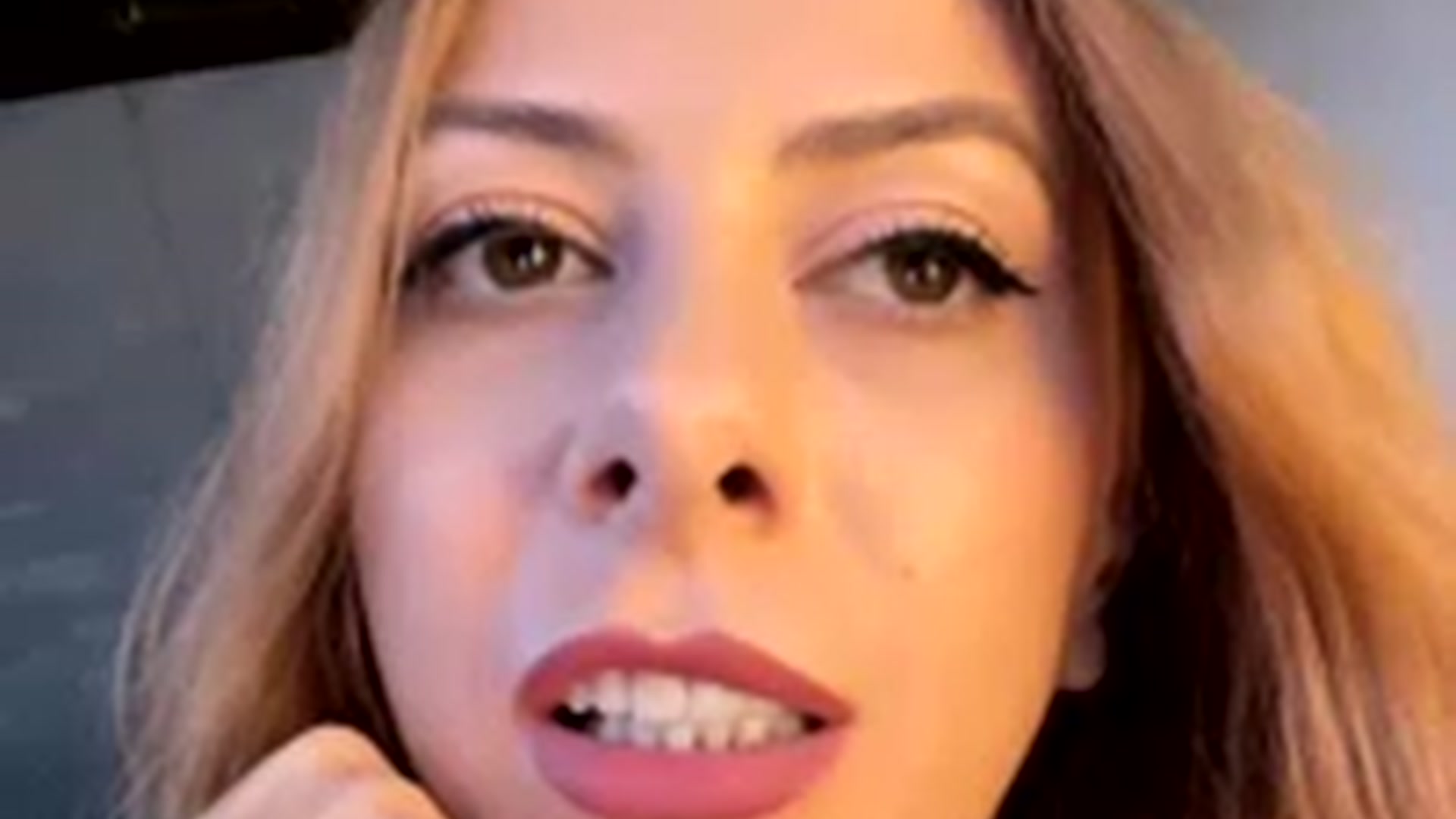 Gallery image thumbnail from JoBearr's myfreecams stream on, 07/23/2023, 18:13 image 14 of 20