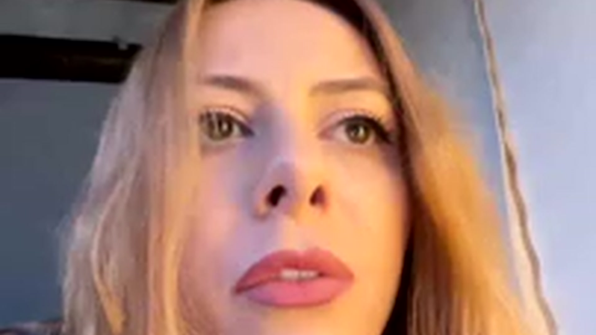 Gallery image thumbnail from JoBearr's myfreecams stream on, 07/23/2023, 18:13 image 12 of 20