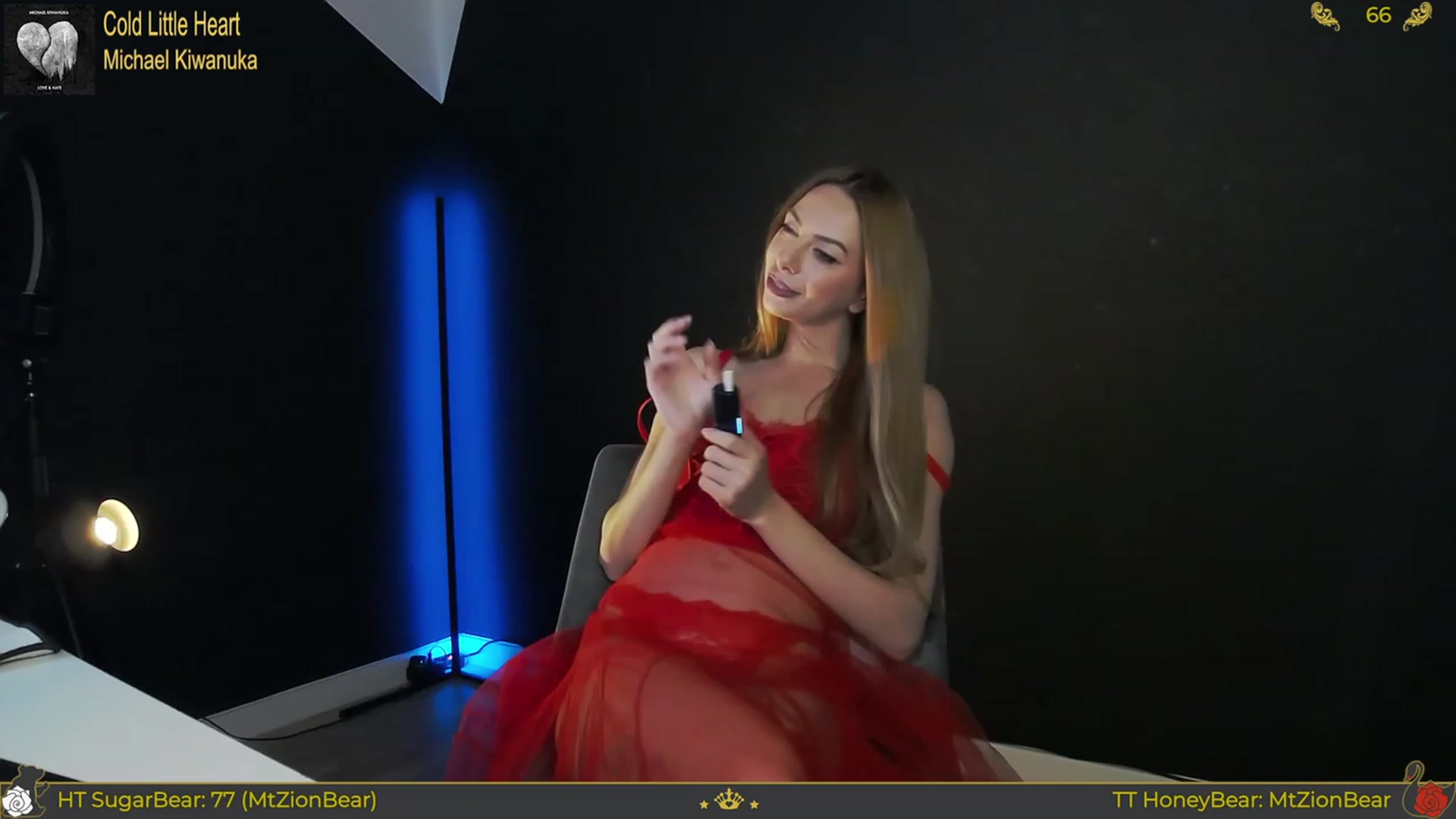 Gallery image thumbnail from JoBearr's myfreecams stream on, 10/19/2023, 24:17 image 6 of 20