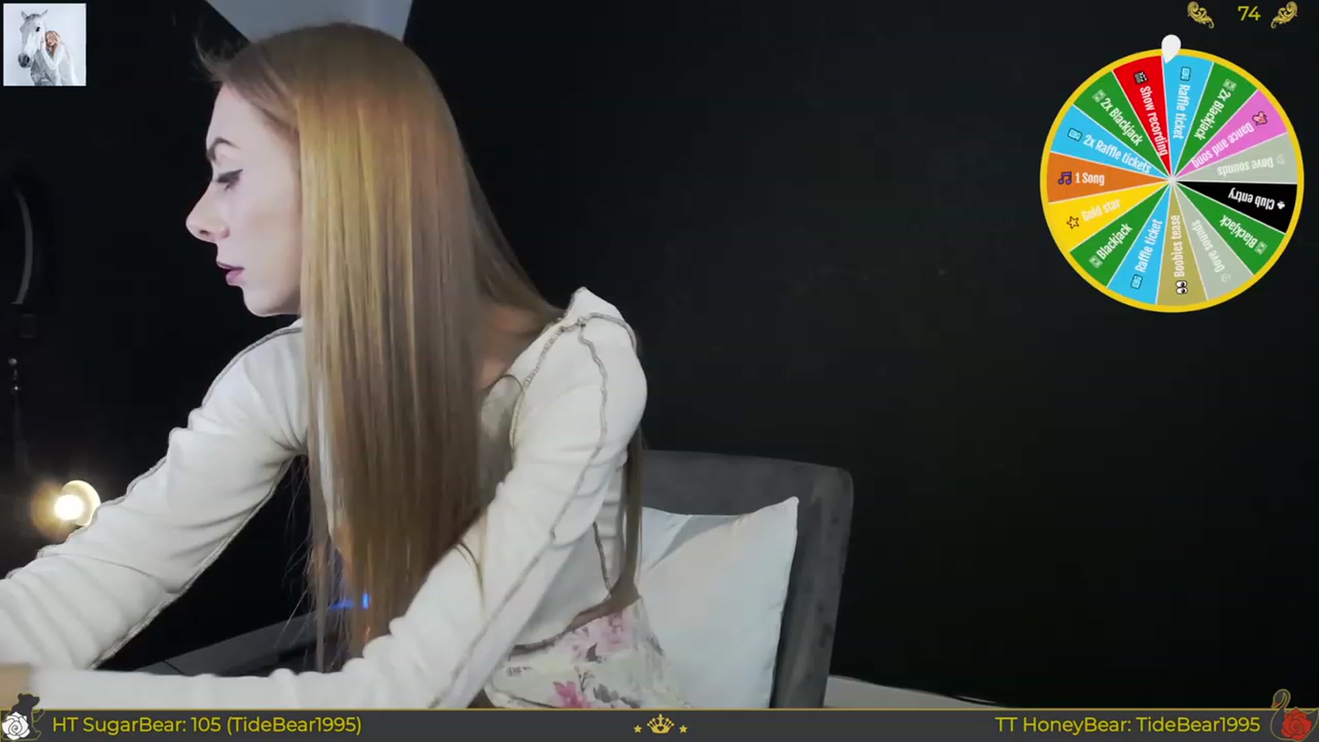 Gallery image thumbnail from JoBearr's myfreecams stream on, 10/20/2023, 23:30 image 11 of 20
