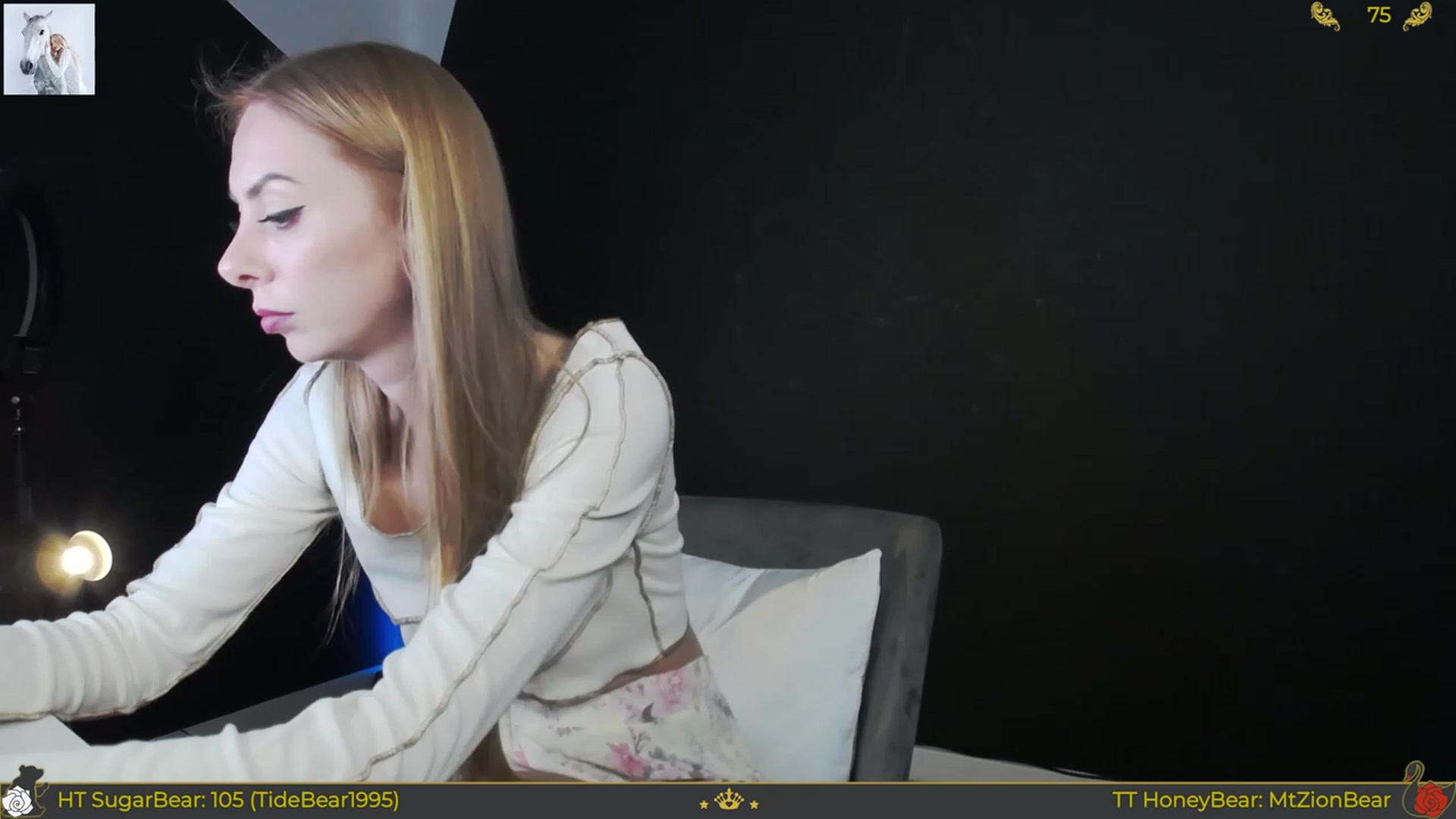 Gallery image thumbnail from JoBearr's myfreecams stream on, 10/20/2023, 23:30 image 8 of 20