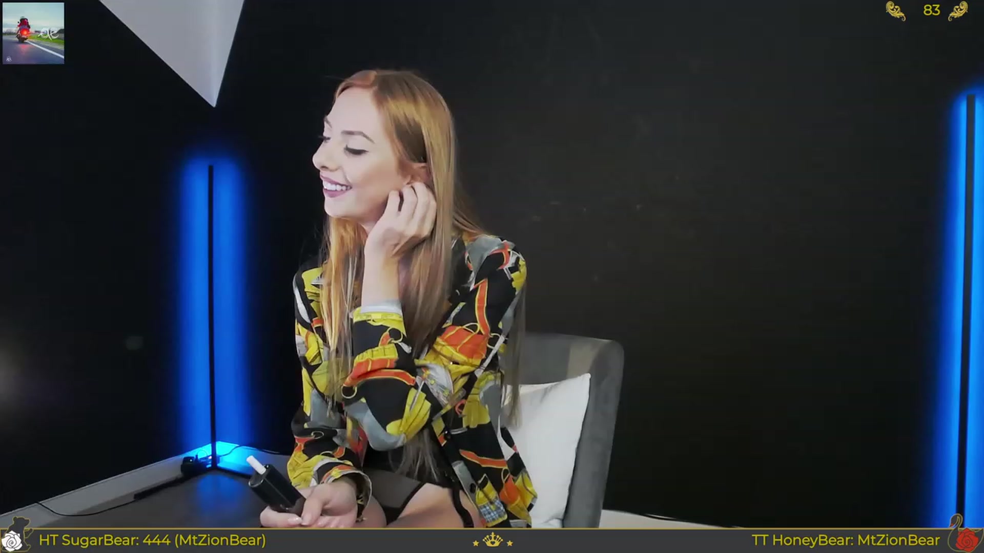 Gallery image thumbnail from JoBearr's myfreecams stream on, 10/22/2023, 22:20 image 7 of 20