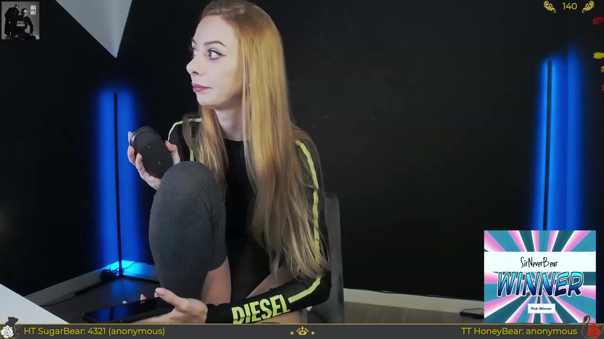 Gallery image thumbnail from JoBearr's myfreecams stream on, 11/01/2023, 24:55 image 8 of 20