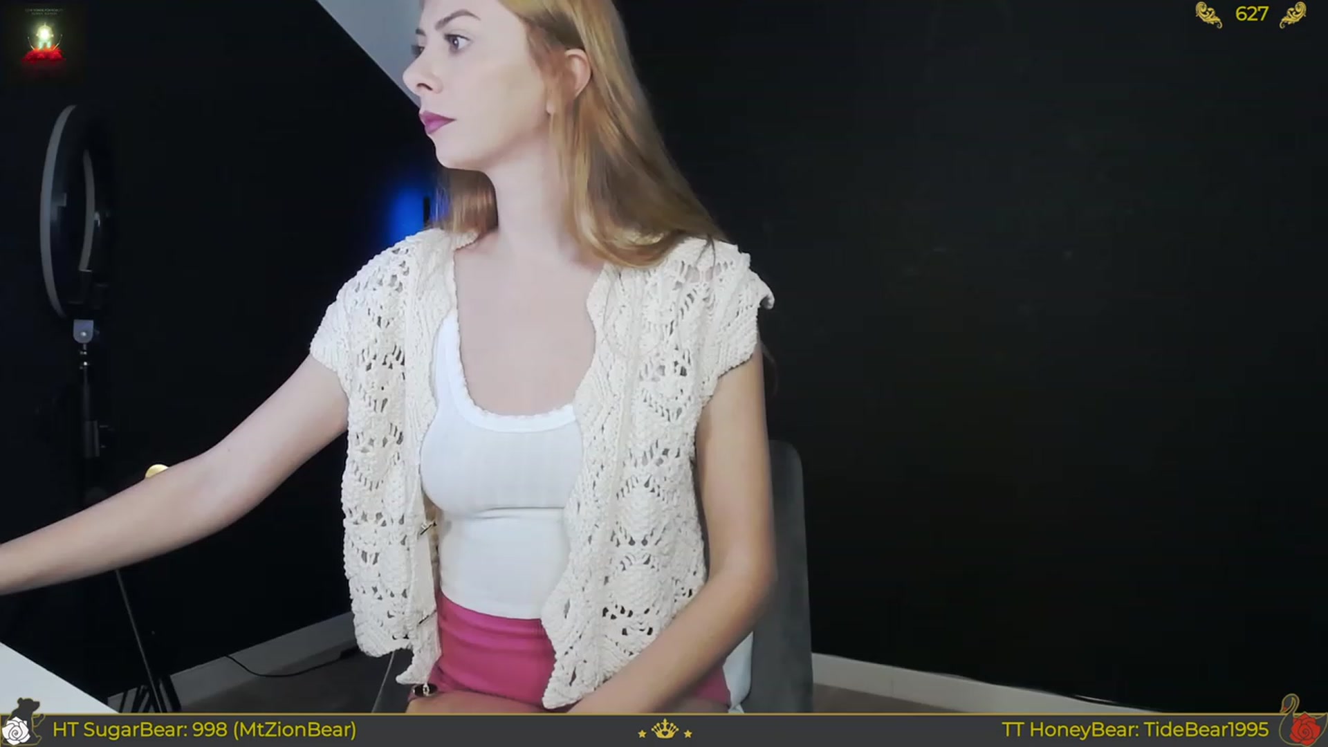 Gallery image thumbnail from JoBearr's myfreecams stream on, 11/15/2023, 24:54 image 18 of 20