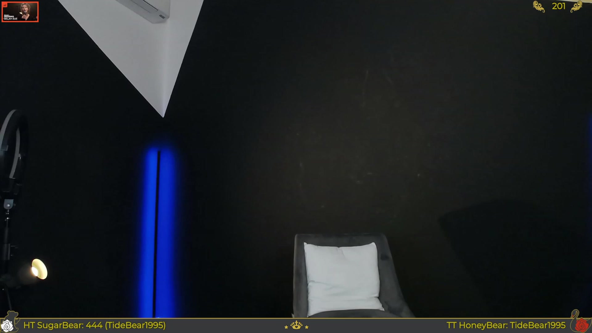 Gallery image thumbnail from JoBearr's myfreecams stream on, 12/07/2023, 02:17 image 12 of 20