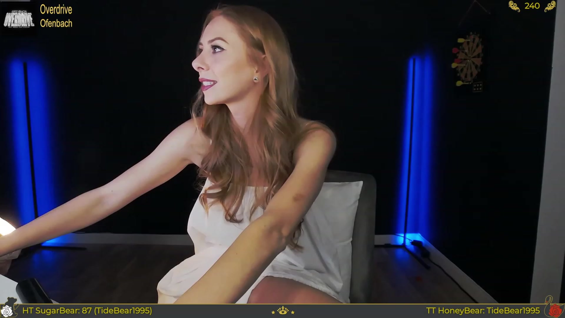 Gallery image thumbnail from JoBearr's myfreecams stream on, 12/16/2023, 23:26 image 11 of 20