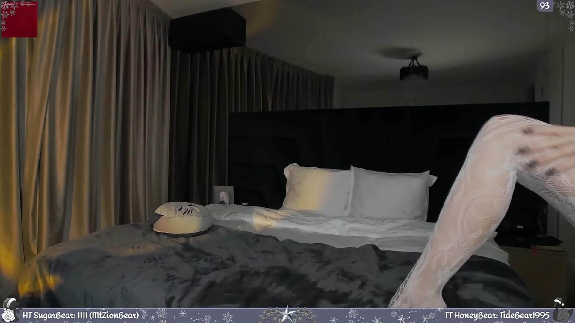 Gallery image thumbnail from JoBearr's myfreecams stream on, 01/11/2024, 02:23 image 9 of 20