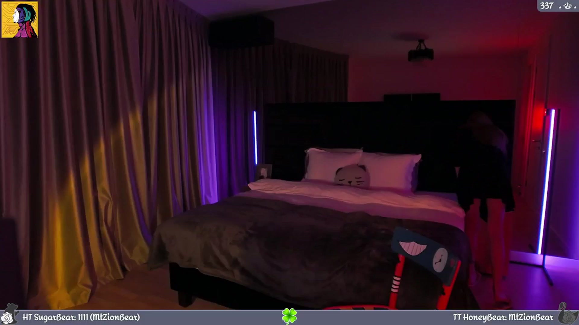 Gallery image thumbnail from JoBearr's myfreecams stream on, 03/04/2024, 03:36 image 2 of 20