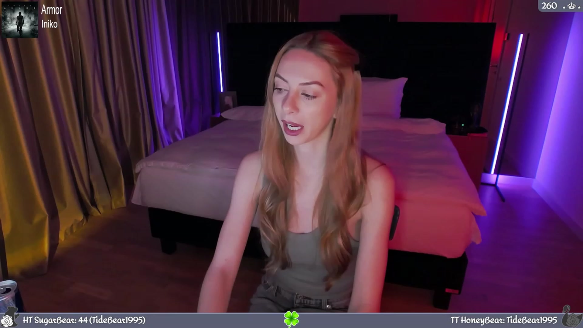 Gallery image thumbnail from JoBearr's myfreecams stream on, 03/10/2024, 24:00 image 8 of 20
