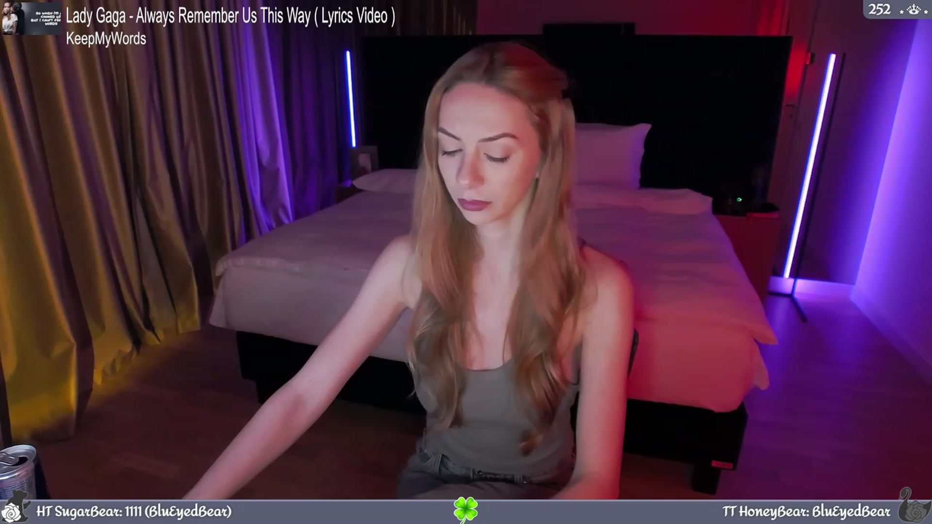 Gallery image thumbnail from JoBearr's myfreecams stream on, 03/10/2024, 24:00 image 20 of 20