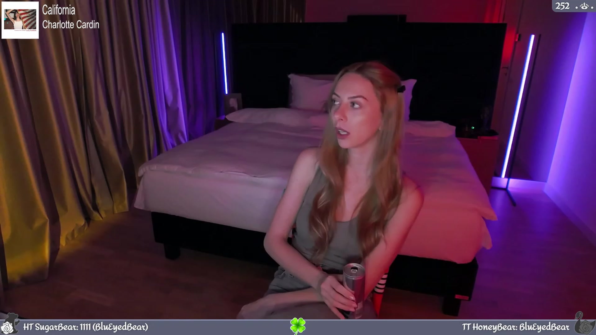 Gallery image thumbnail from JoBearr's myfreecams stream on, 03/10/2024, 24:00 image 14 of 20